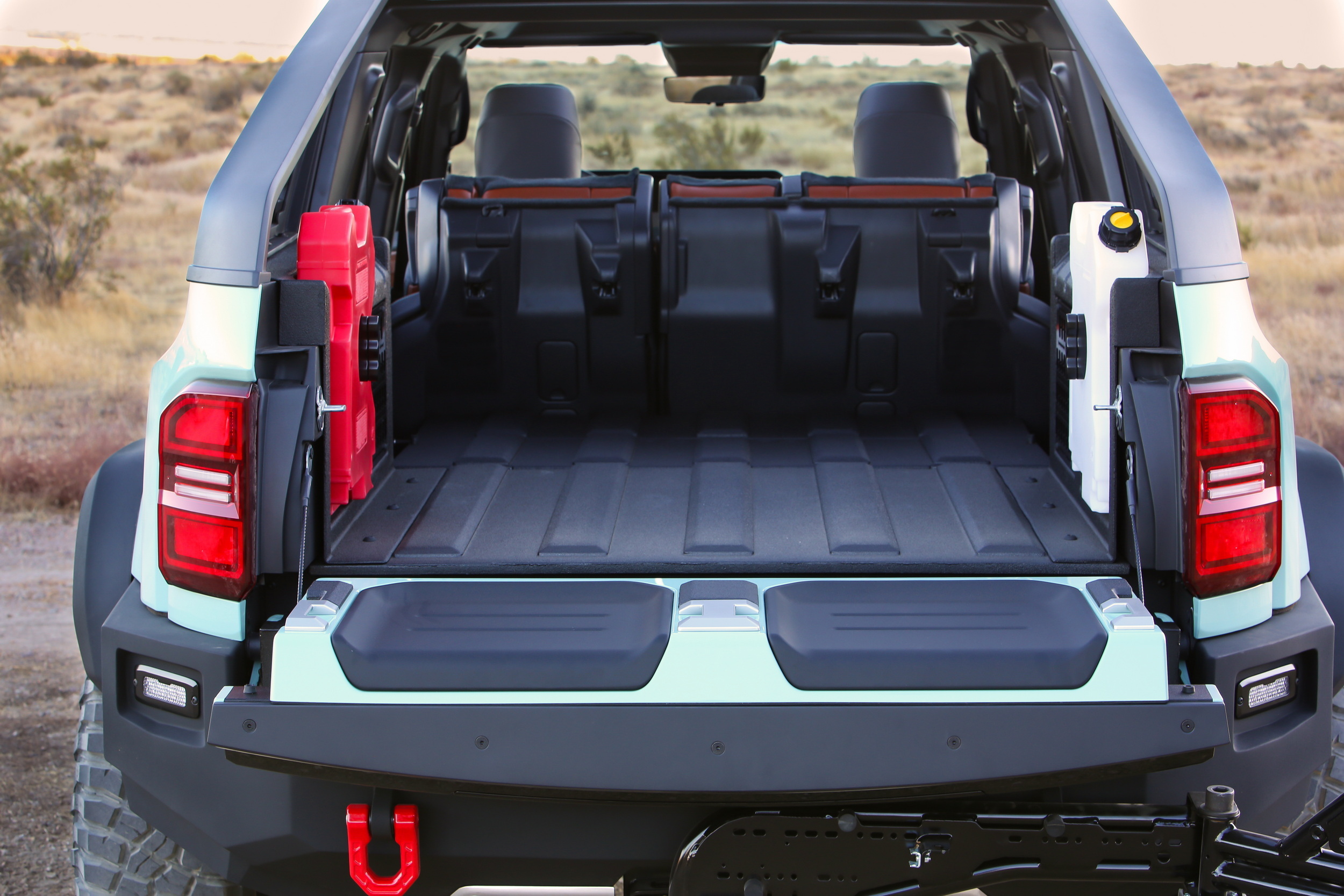 Toyota Land Cruiser ROX - 2024 SEMA (30)
