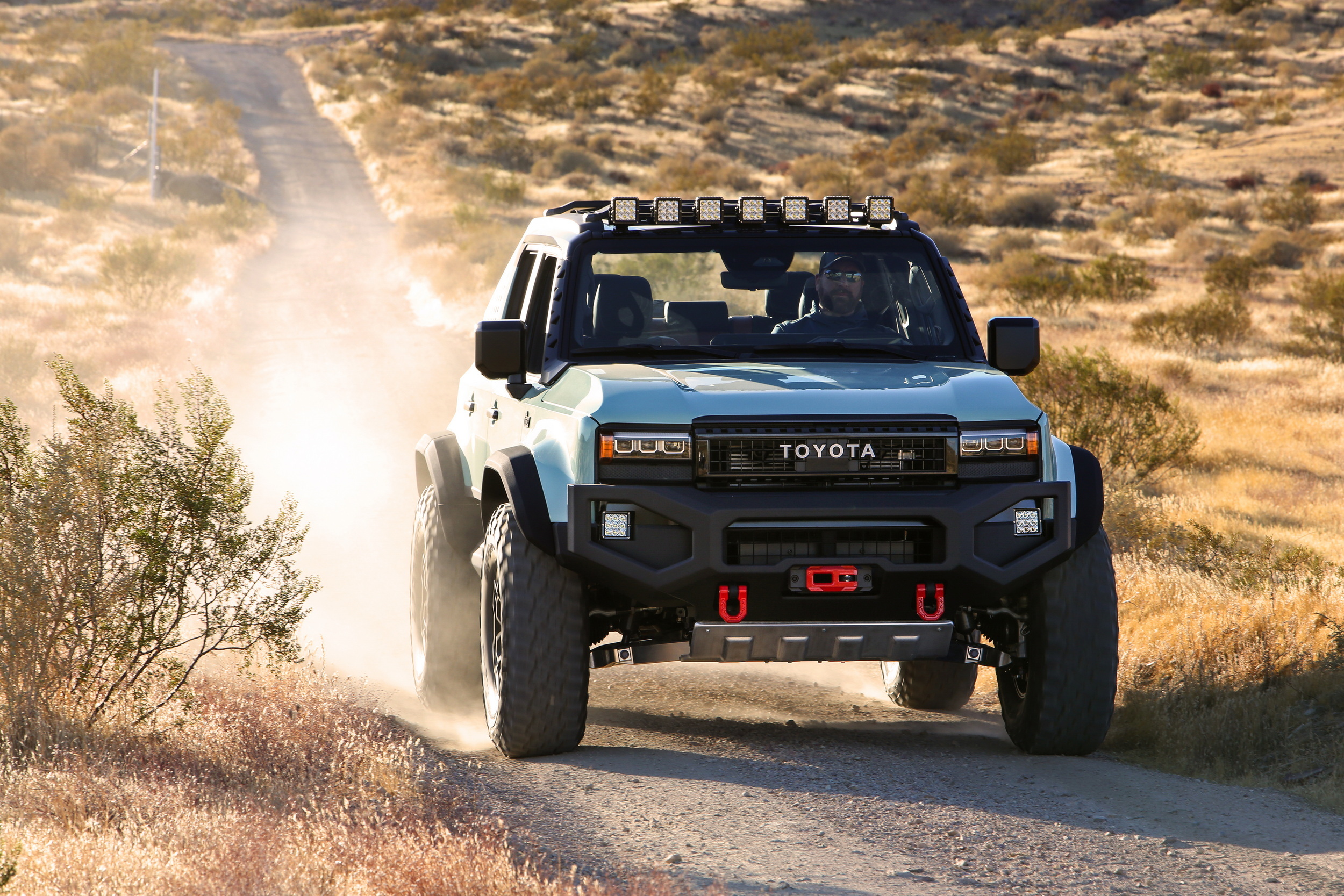 Toyota Land Cruiser ROX - 2024 SEMA (6)