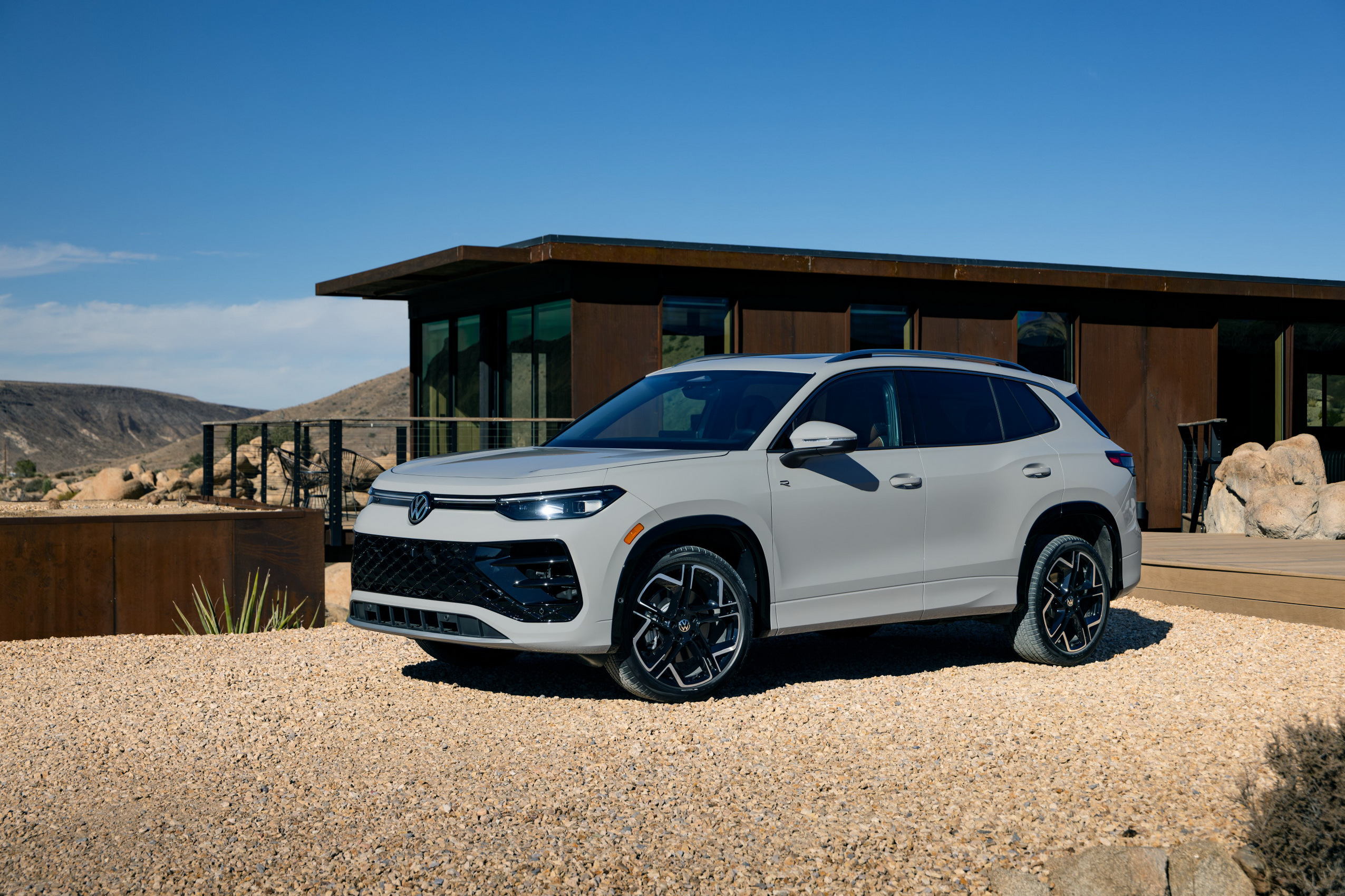 2025 VW Tiguan USA 1