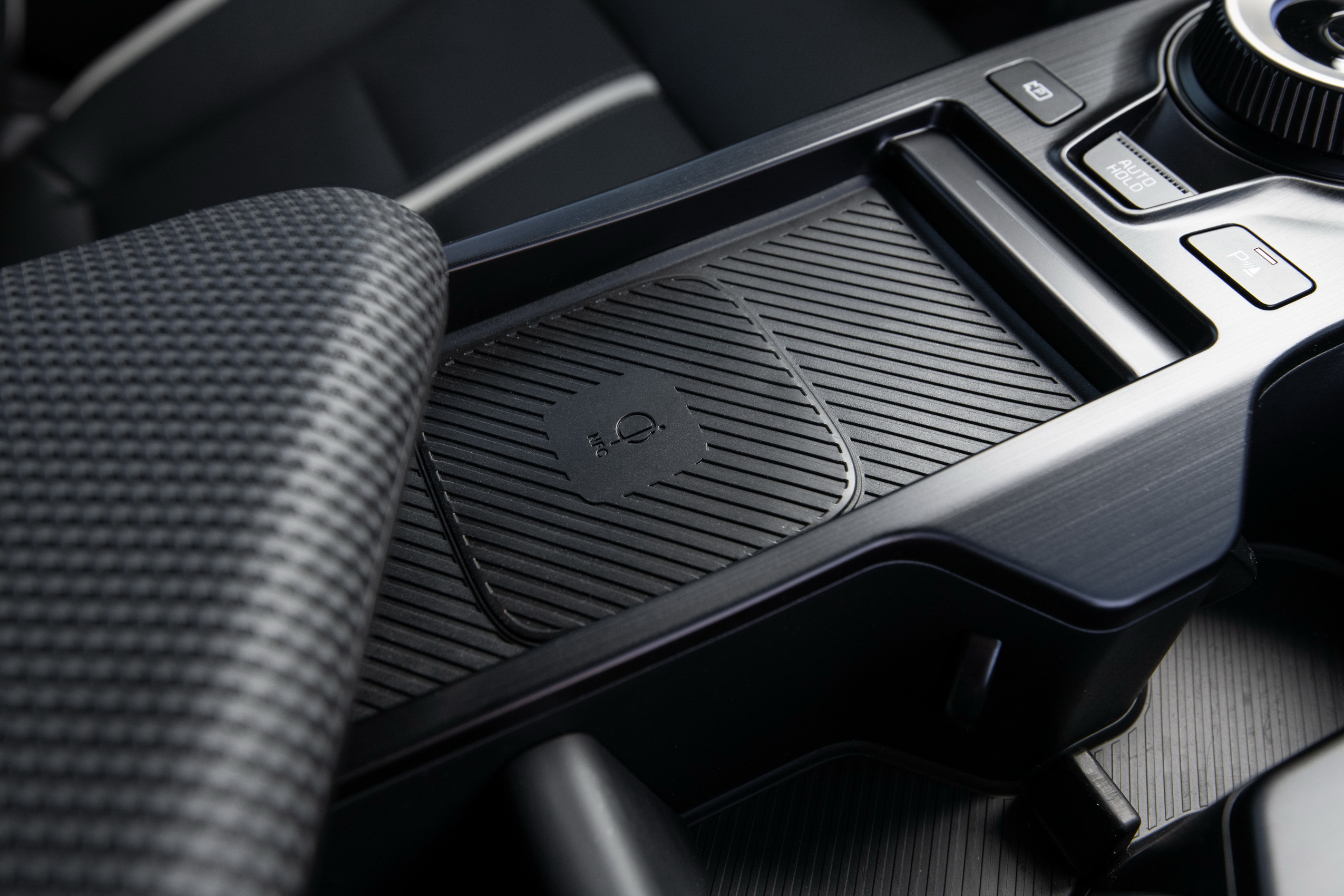 Kia’s Updated 2026 EV6 Adds Range, Tech, And A Fake Gearbox For GT