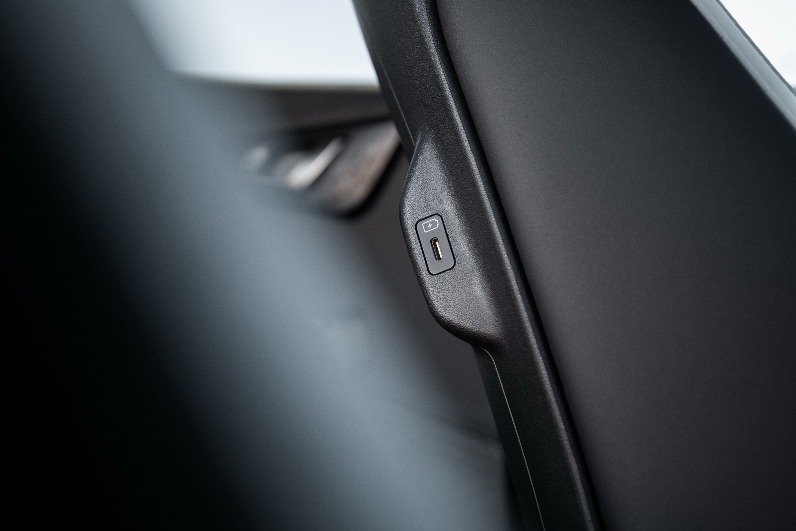 Kia’s Updated 2026 EV6 Adds Range, Tech, And A Fake Gearbox For GT