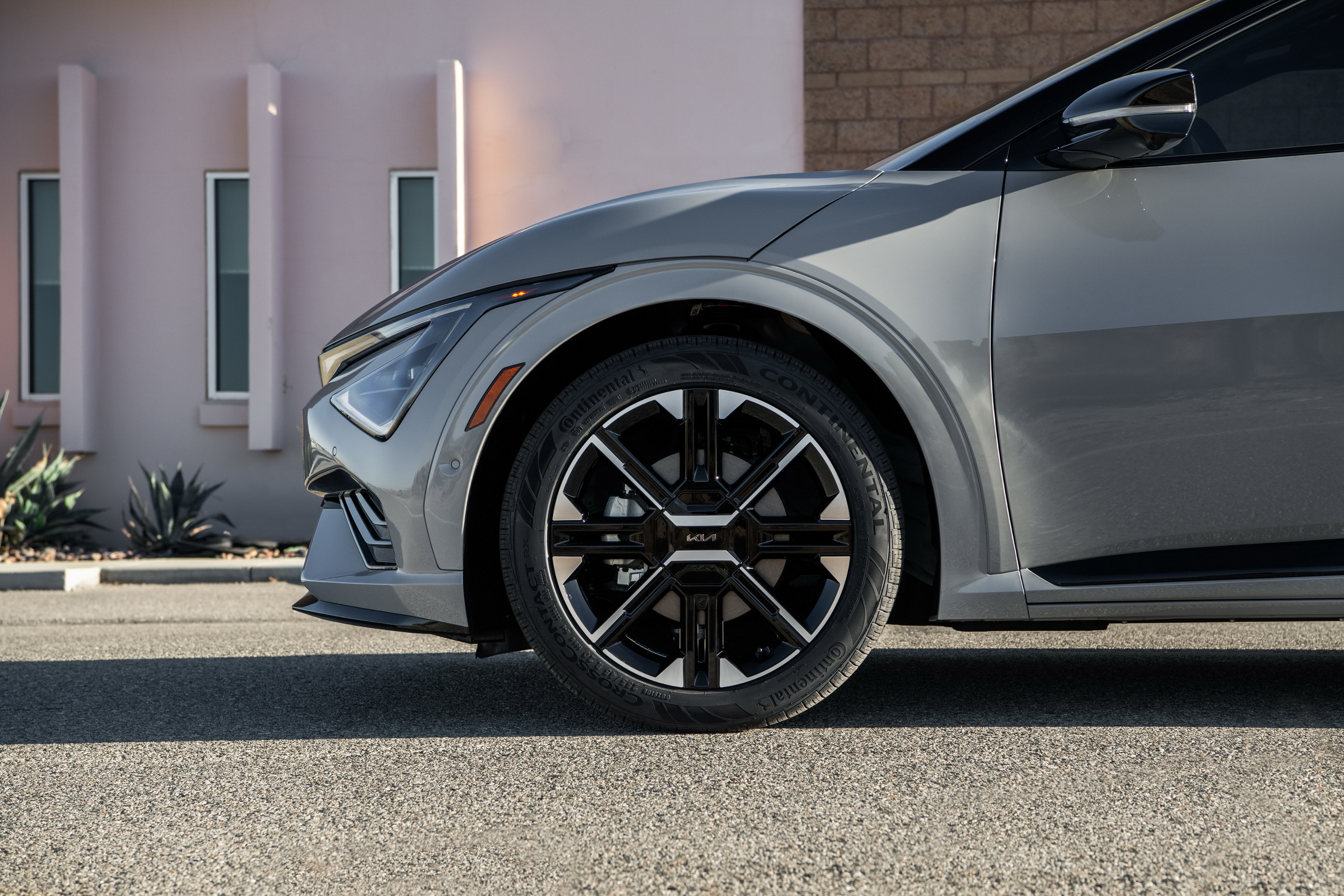 Kia’s Updated 2026 EV6 Adds Range, Tech, And A Fake Gearbox For GT