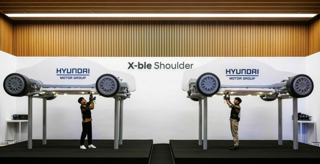 Hyundai’s Wearable Robotic Shoulder Coming To A Mechanic Near You ...