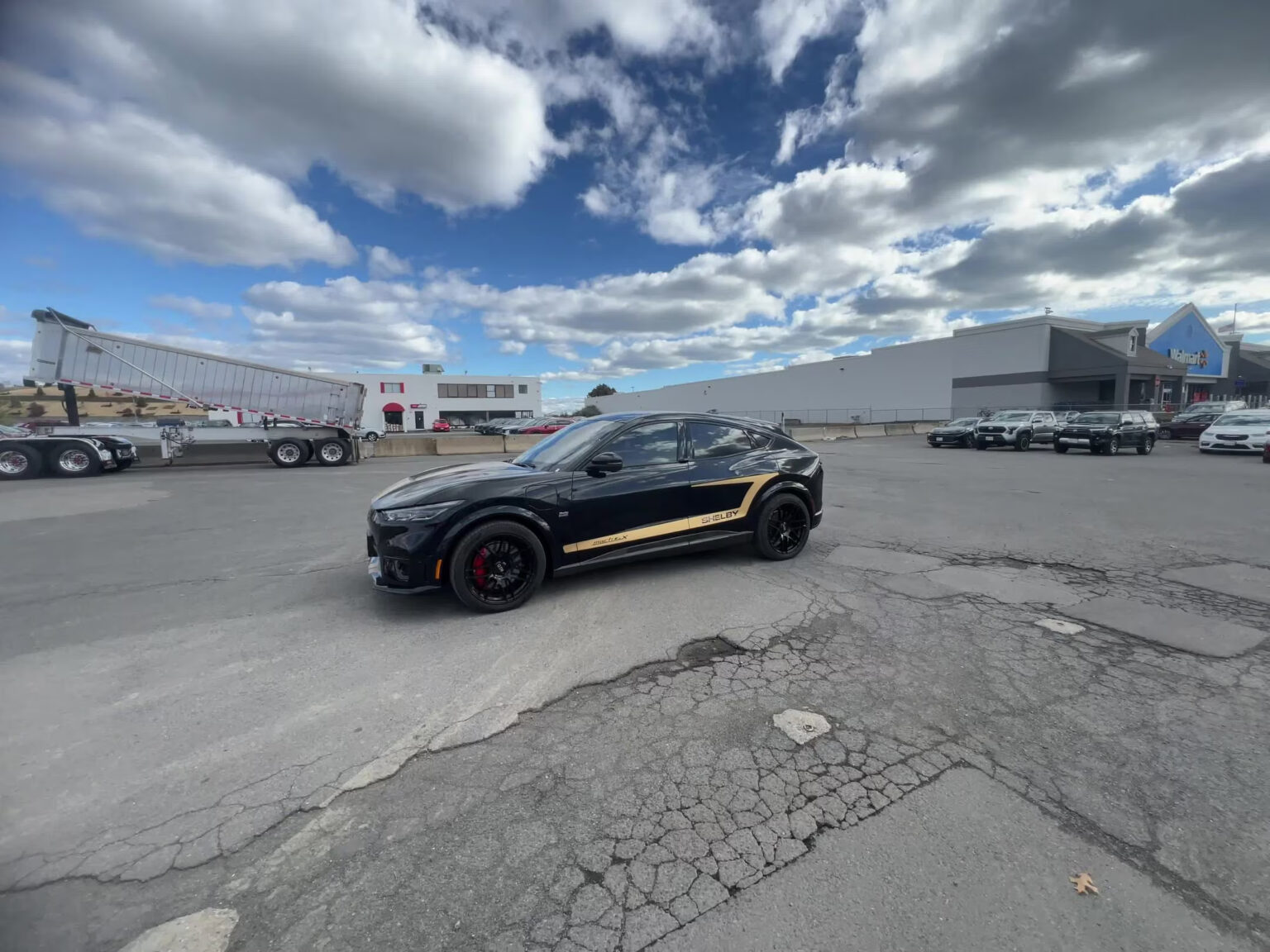 Hertz Selling Its Shelby Mustang Mach-E Fleet For A Price That’ll Short ...