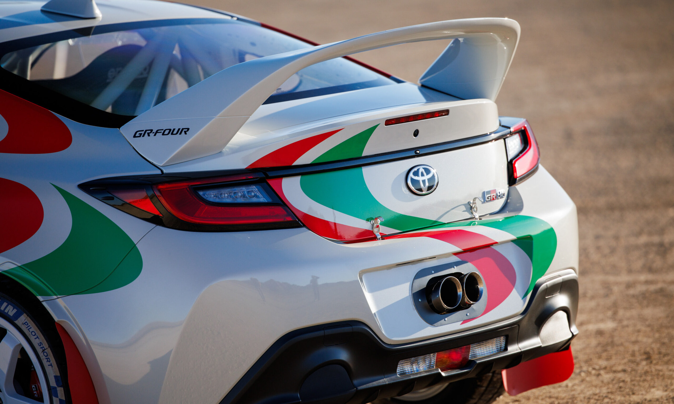 Toyota GR86 Rally Legacy Concept 00019