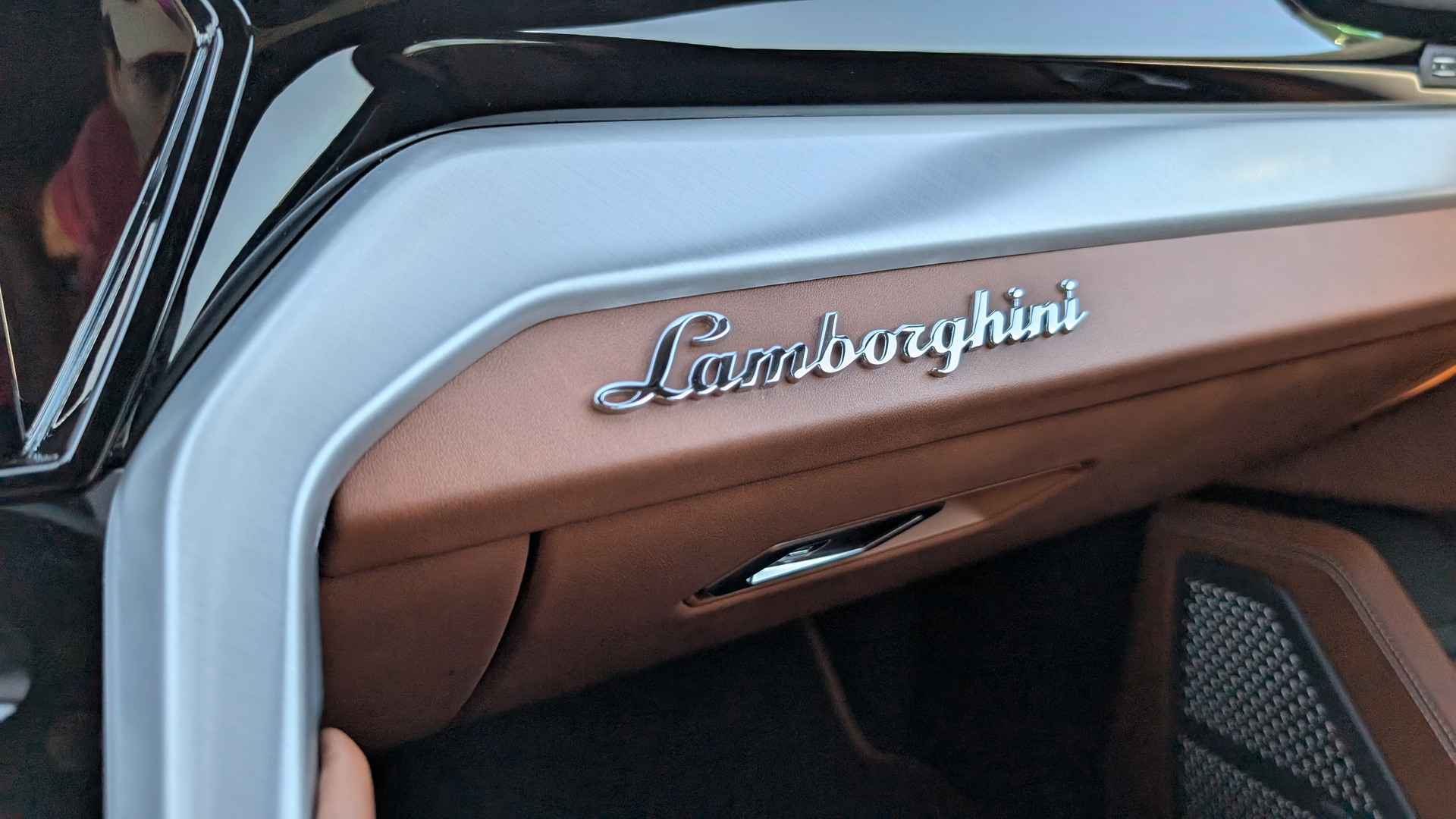 Lamborghini Urus S Review: The Tamest Raging Bull Still Has Some Wild DNA