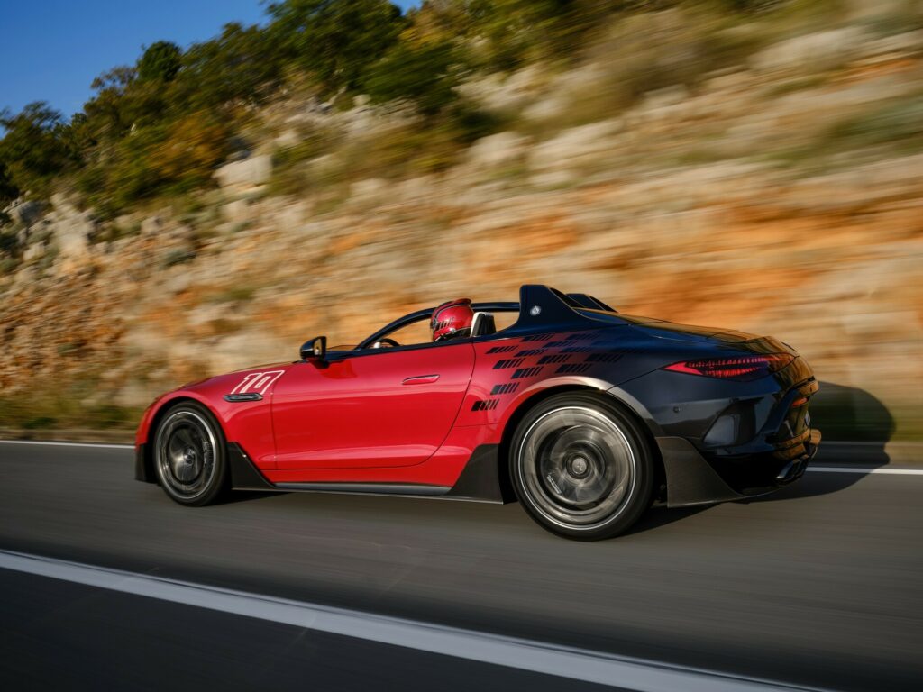  Mercedes-AMG PureSpeed Drops Its Top For F1 Halo