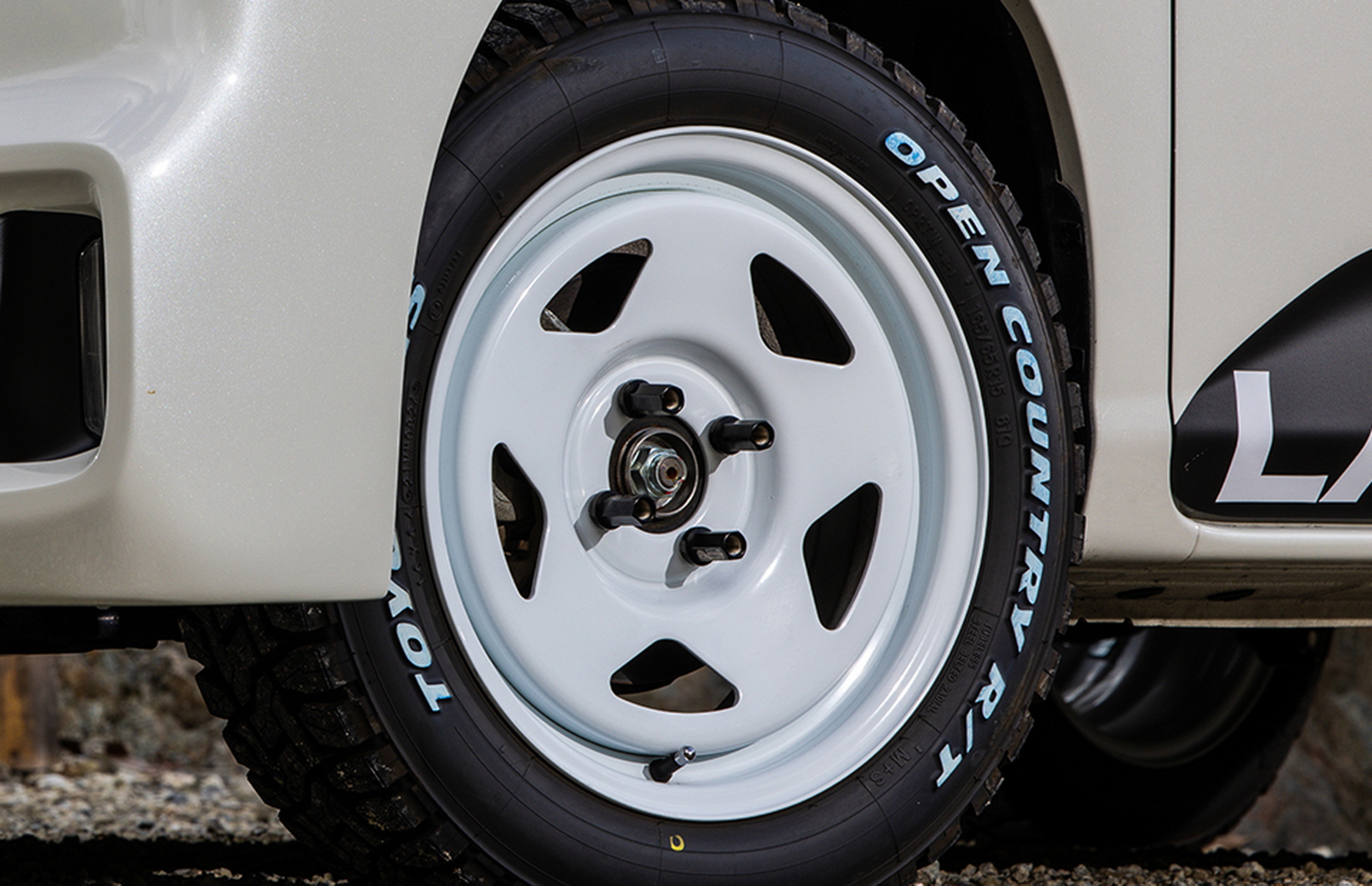 Toyota Roomy - Land Cruiser Kit By ESB Style (19)