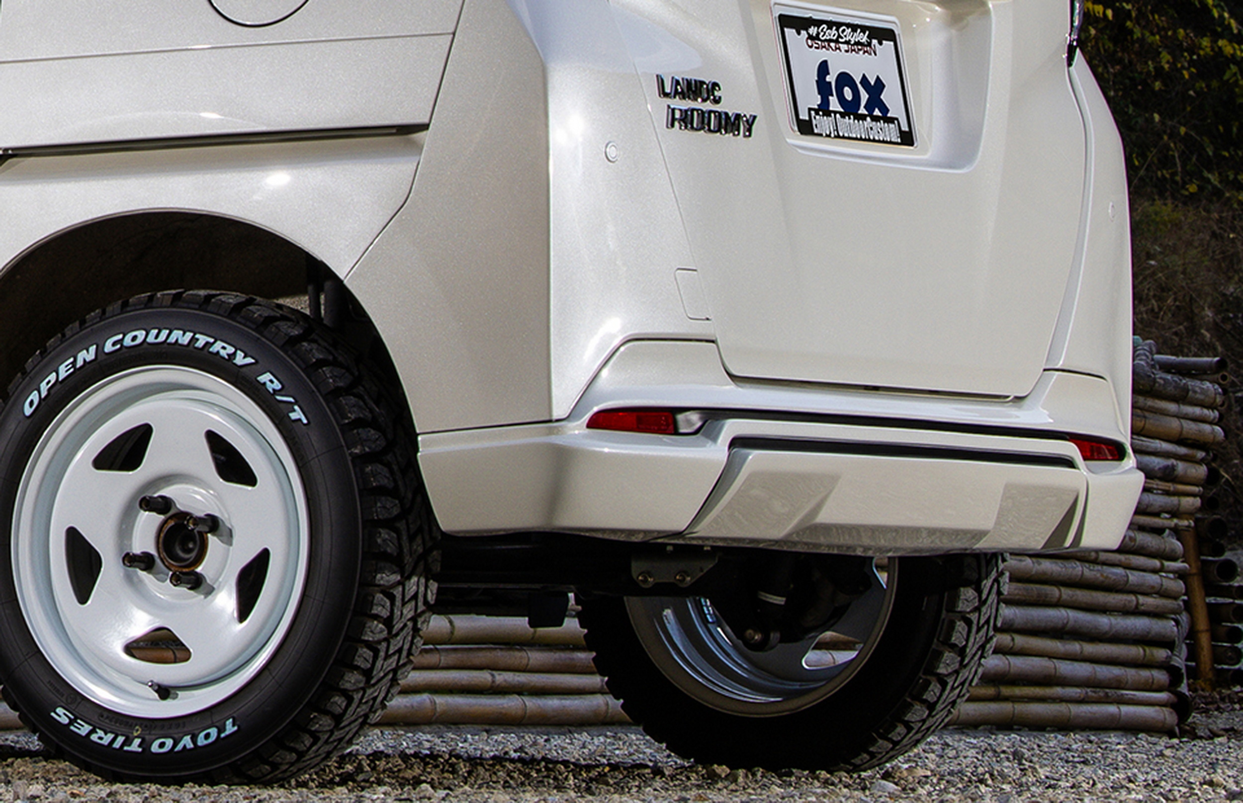 Toyota Roomy - Land Cruiser Kit By ESB Style (20)