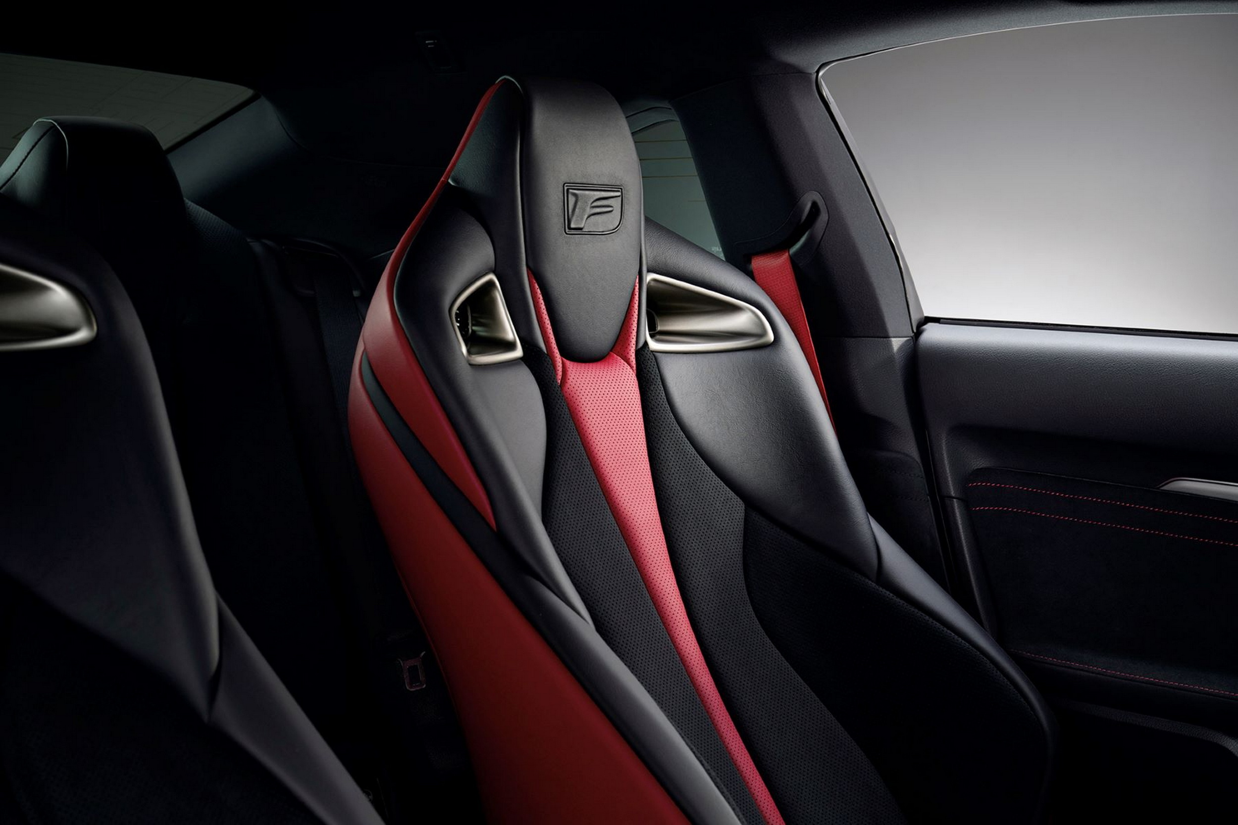 2025_Lexus_RCF_FinalEdition_008