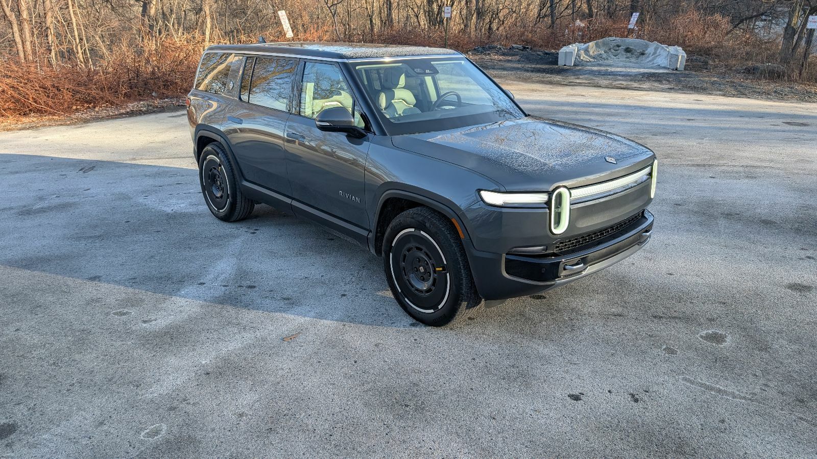 We’re Testing the 2025 Rivian R1S, Got Questions? | Carscoops