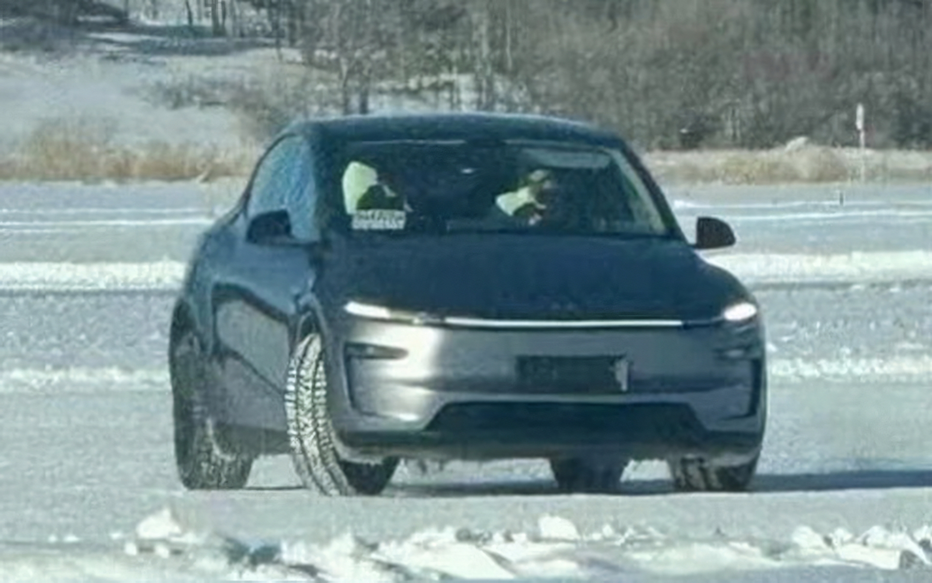 Tesla Model Y Juniper 2026 1
