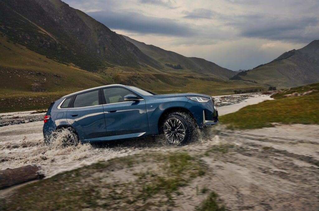  China Gets Its Own Long-Wheelbase 2025 BMW X3