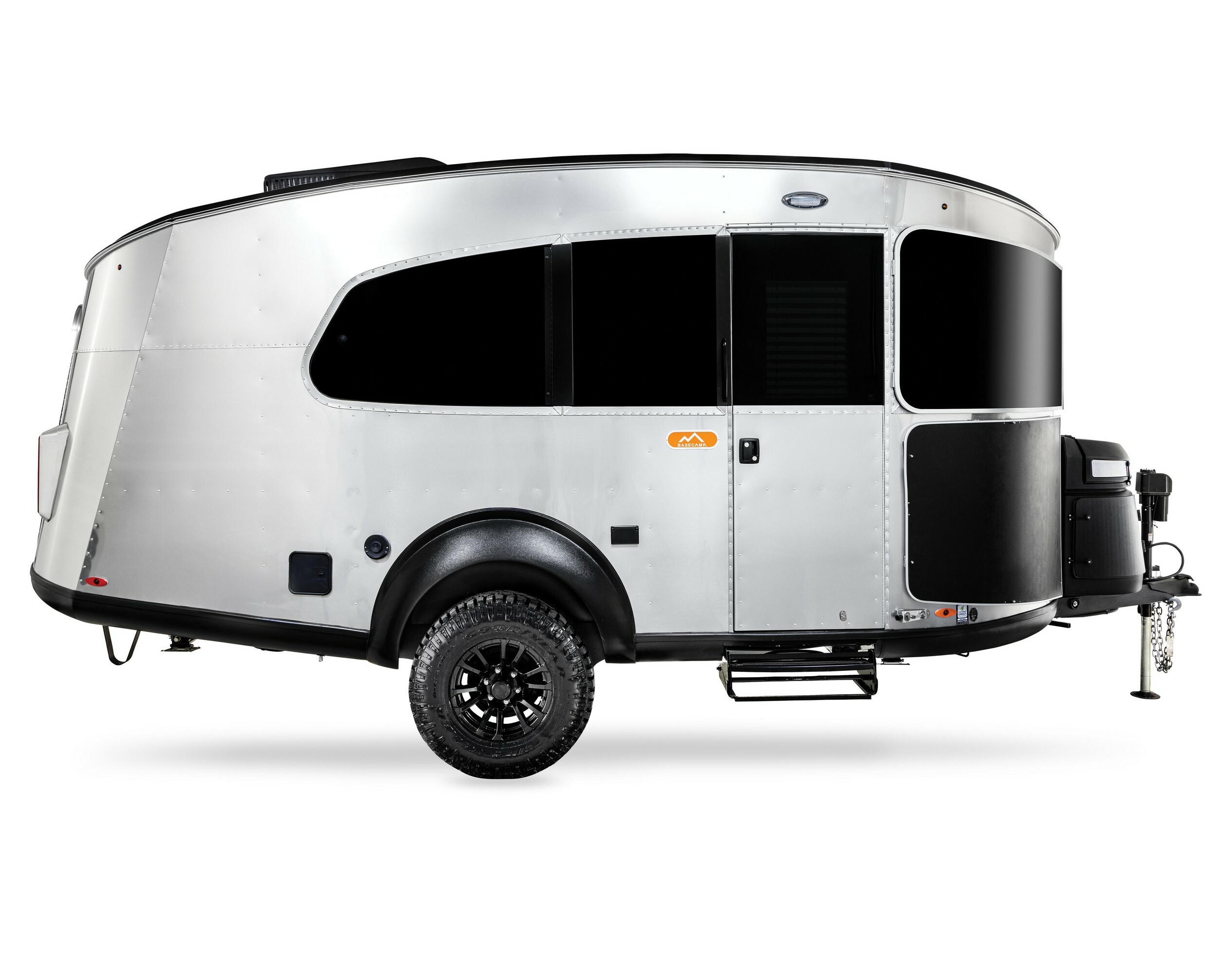 Airstream Basecamp 20Xe Goes Off-Grid With 3-Inch Lift And Big Battery