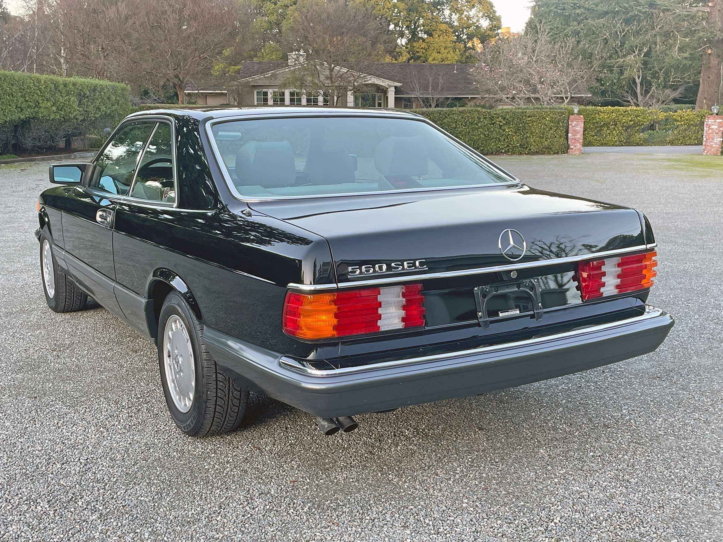 Mercedes 560SEC 00012