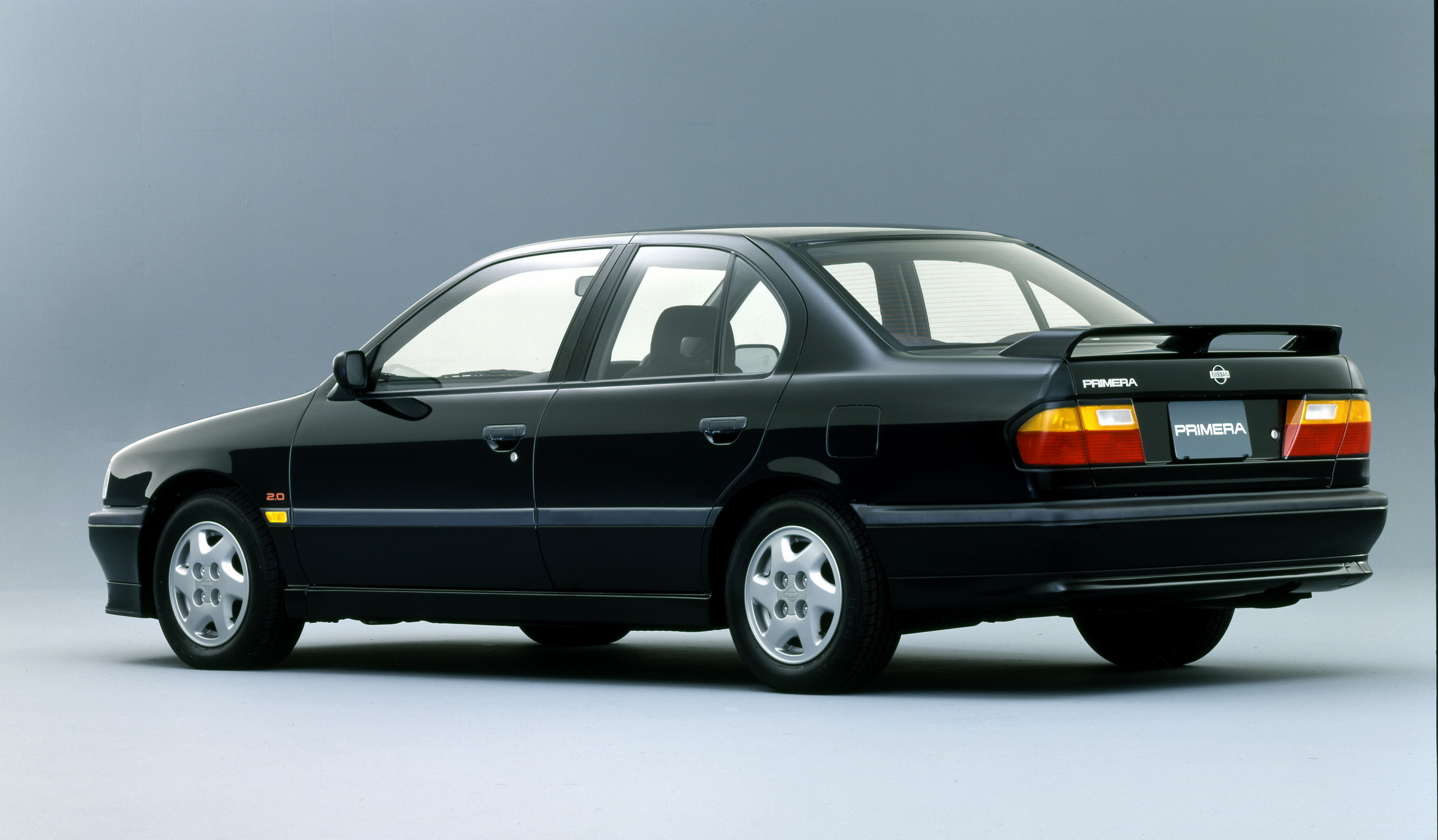 1990 Nissan Primera (2)