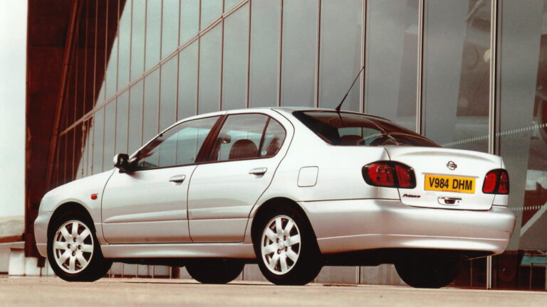 Nissan Primera Flieãÿheck