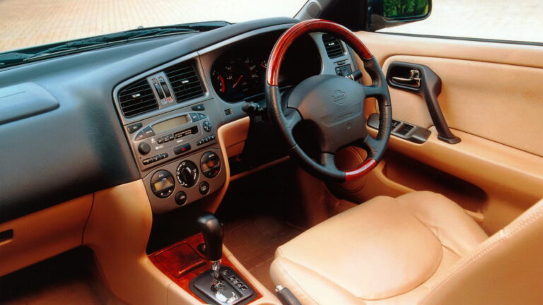 Nissan Primera Flieãÿheck