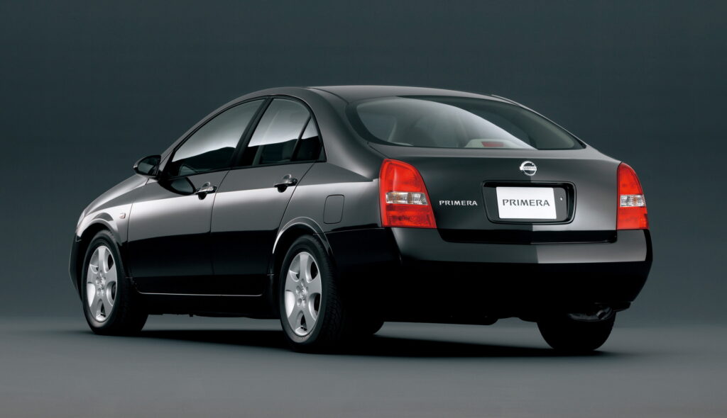Nissan Primera Flieãÿheck
