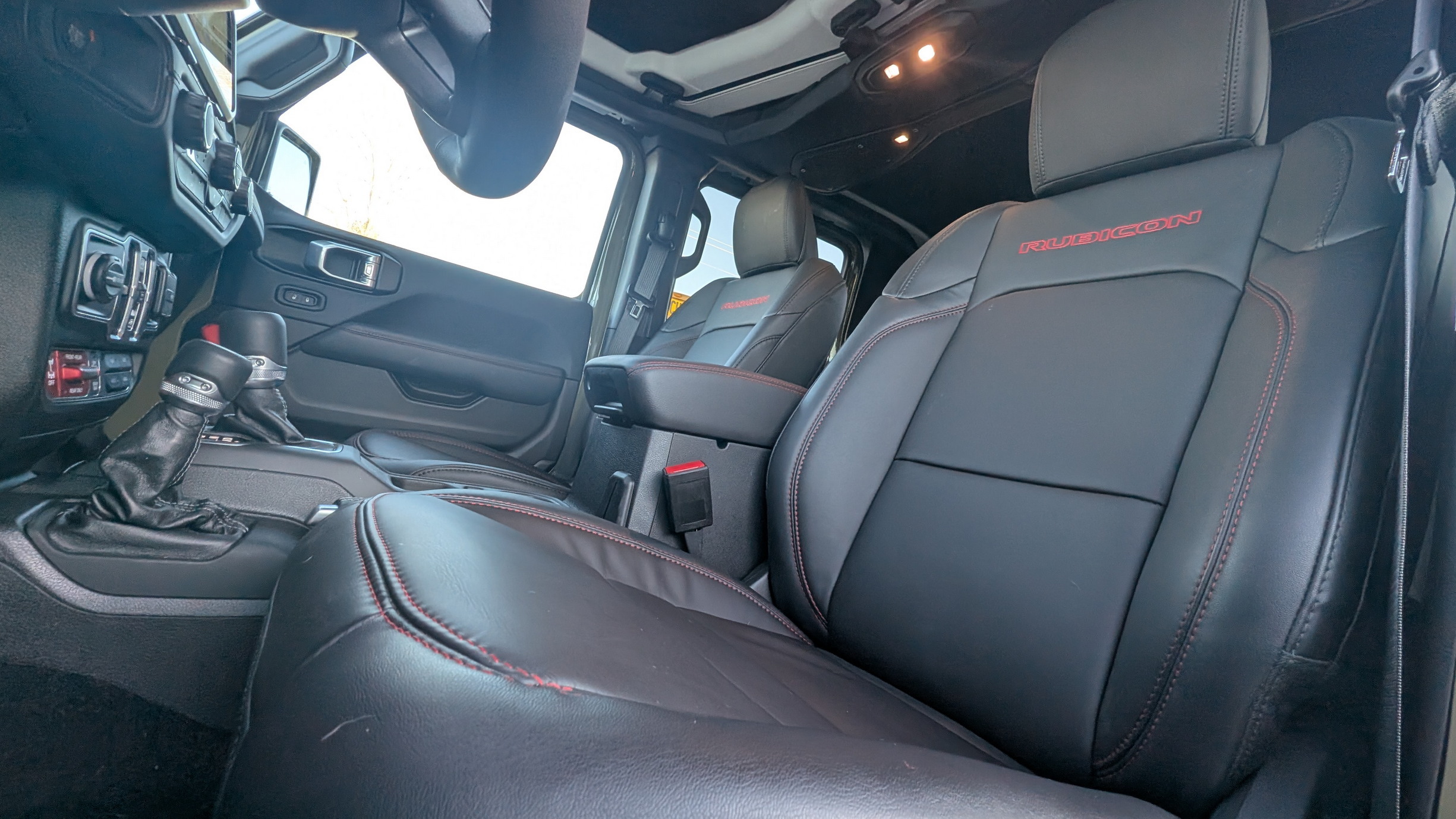 2025 Jeep Gladiator Rubicon for Carscoops by Stephen Rivers 45