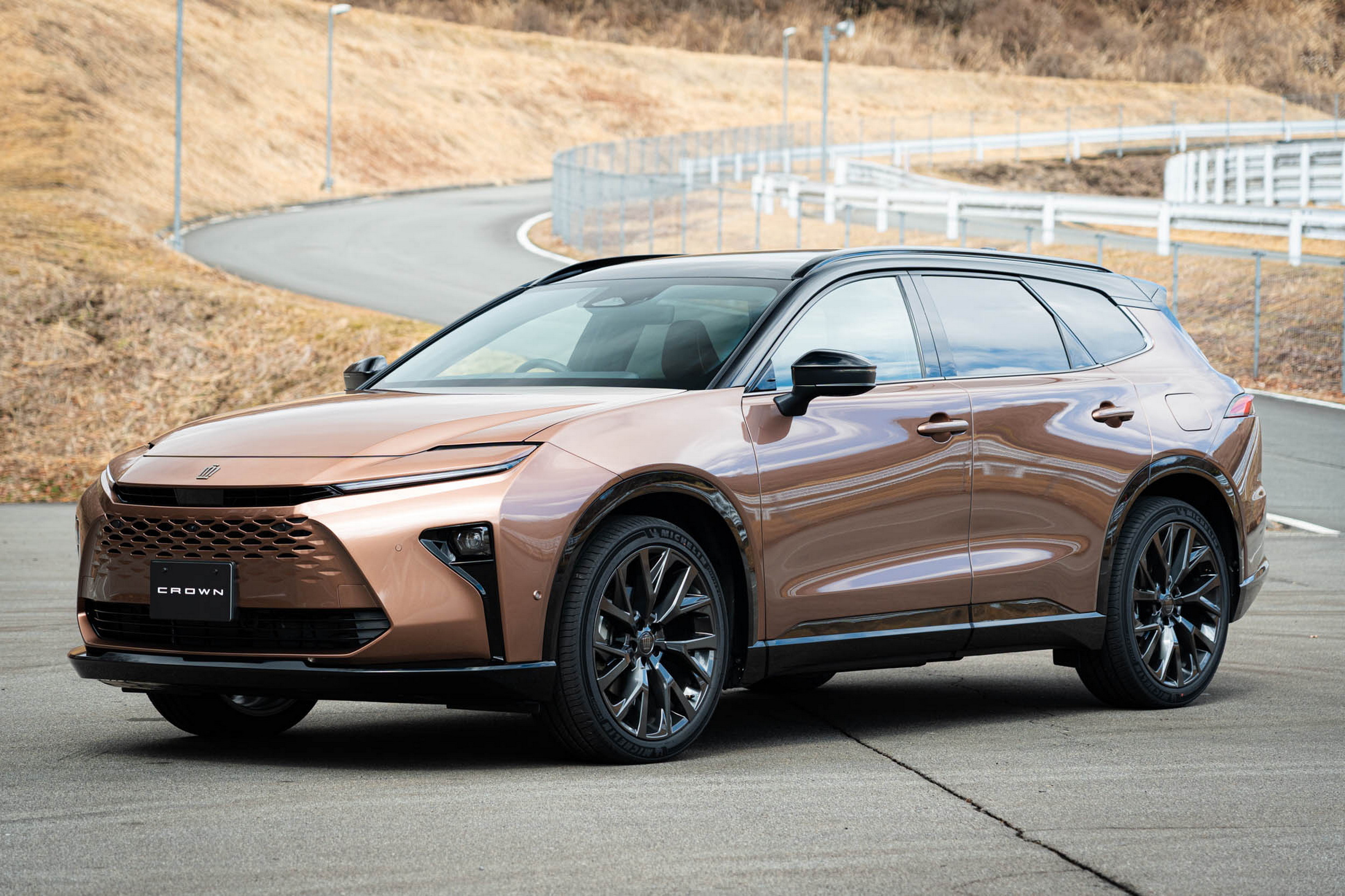 Toyota's New JDM Crown Estate Gets A Pull-Out Deck Chair And 302