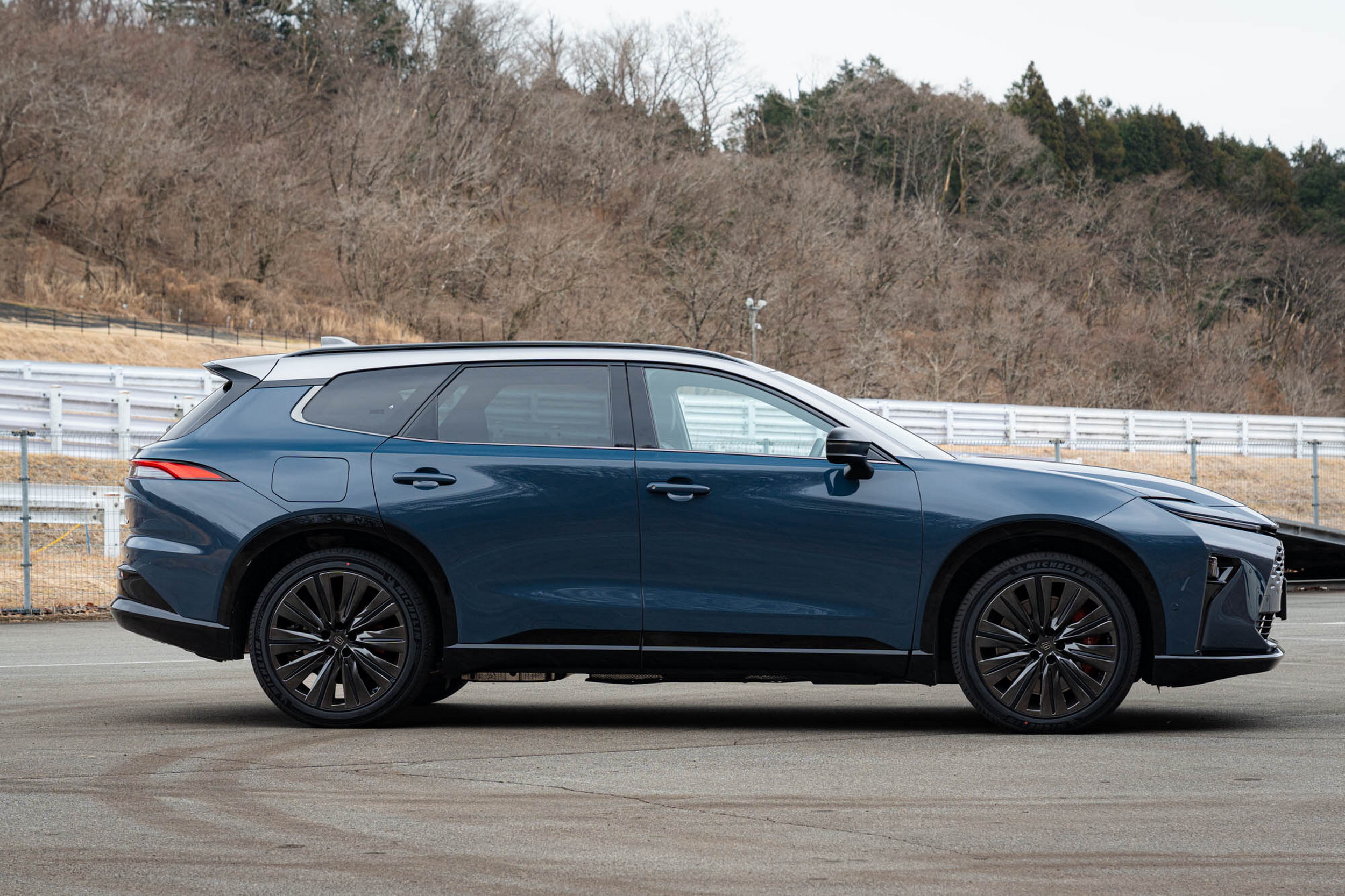 Toyota's New JDM Crown Estate Gets A Pull-Out Deck Chair And 302