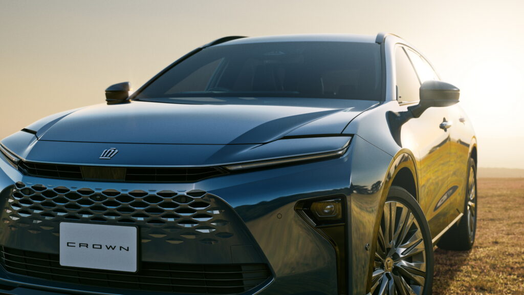 Toyota’s New JDM Crown Estate Gets A Pull-Out Deck Chair And 302 HP ...