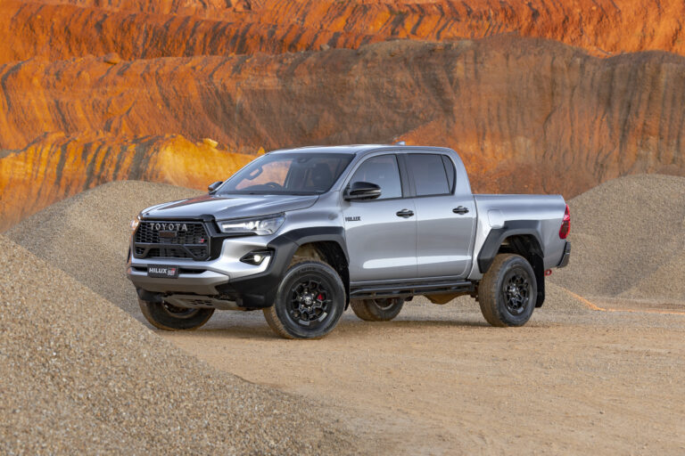 Toyota hilux gr 2026