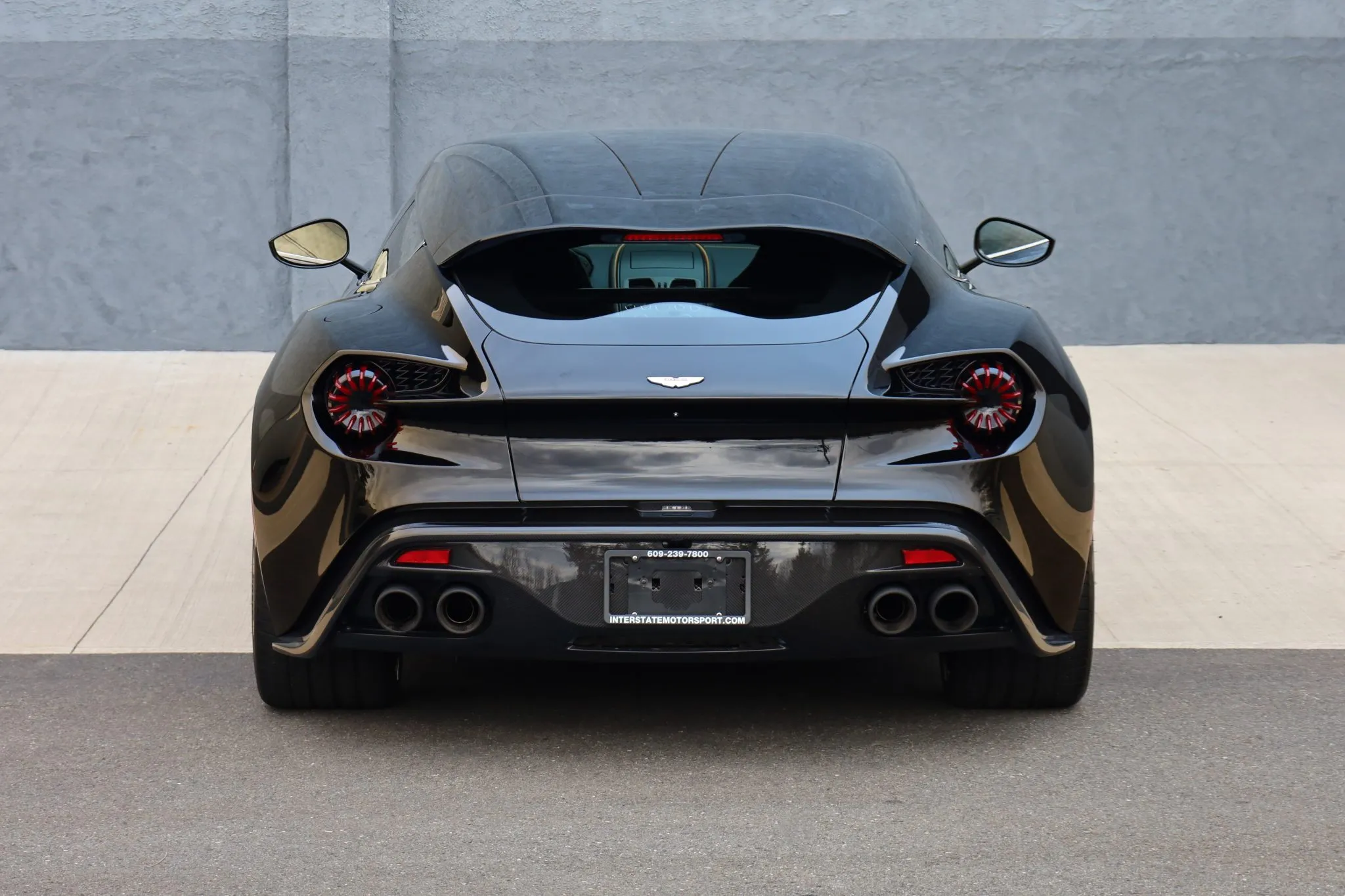Aston-Martin-Vanquish-Zagato-