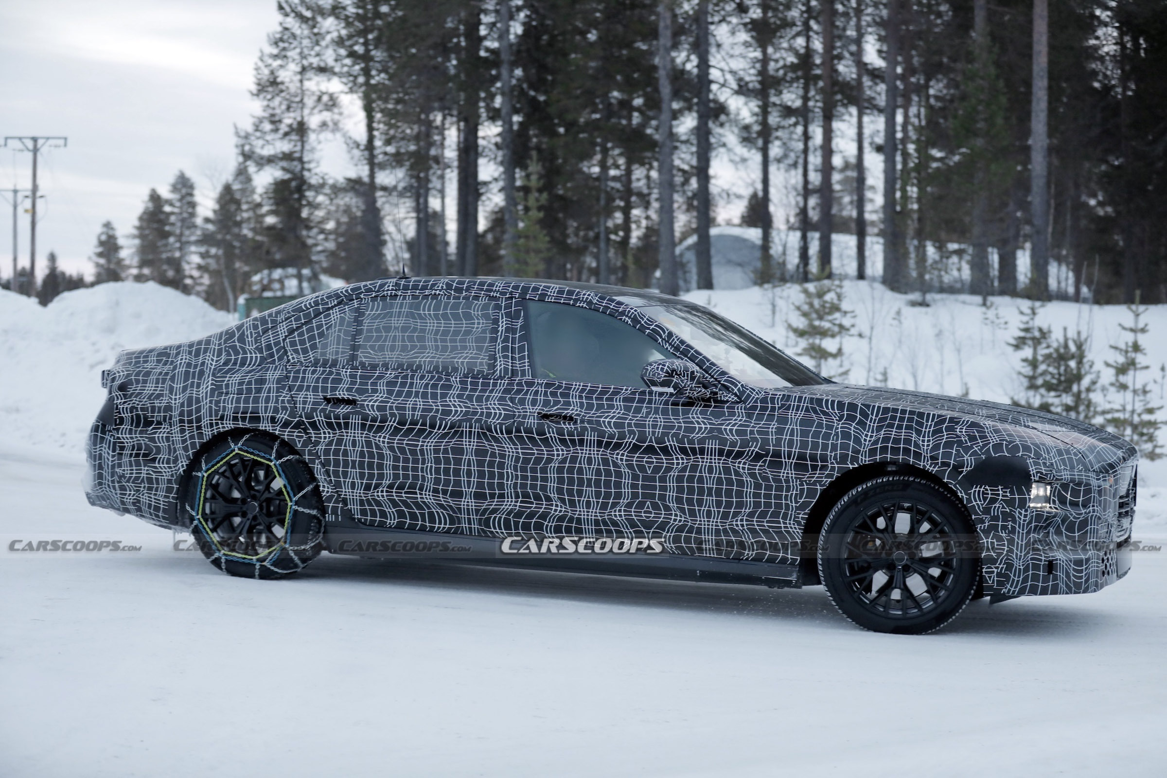 BMW 7-Series scoop 00009