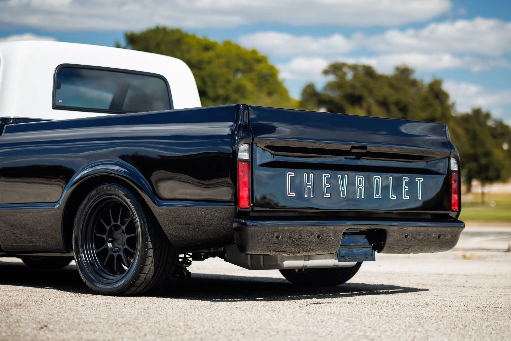 Chevrolet C10 Restomod - 8
