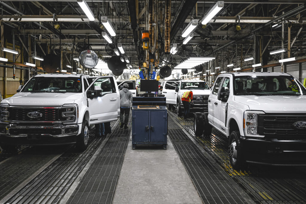  Trump Eases Auto Tariffs With 85% Rule While Buyers Brace For Sticker Shock