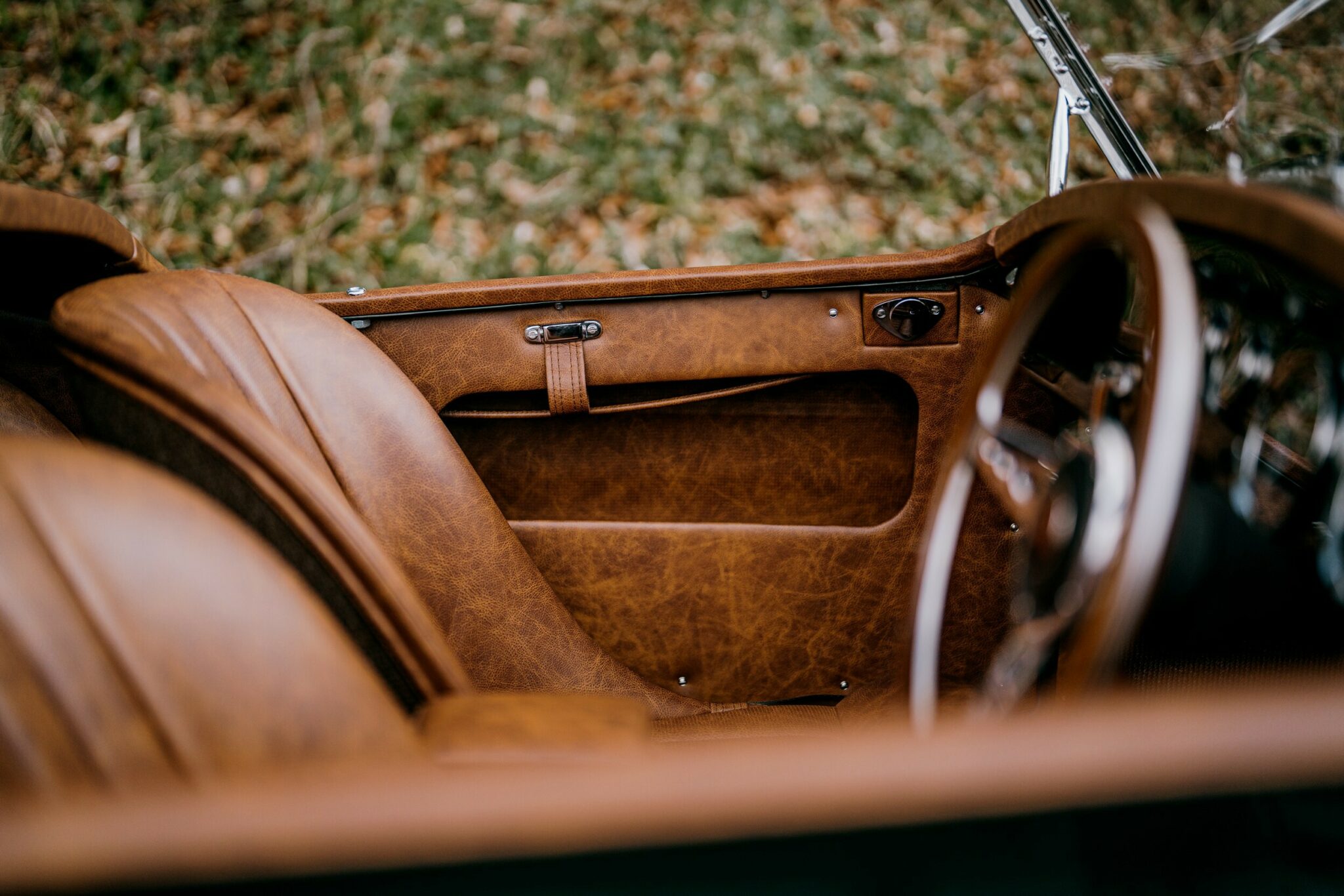 Mga Rear Window This Reborn MGA Looks Straight Out Of 1958 Until You Floor It | Carscoops