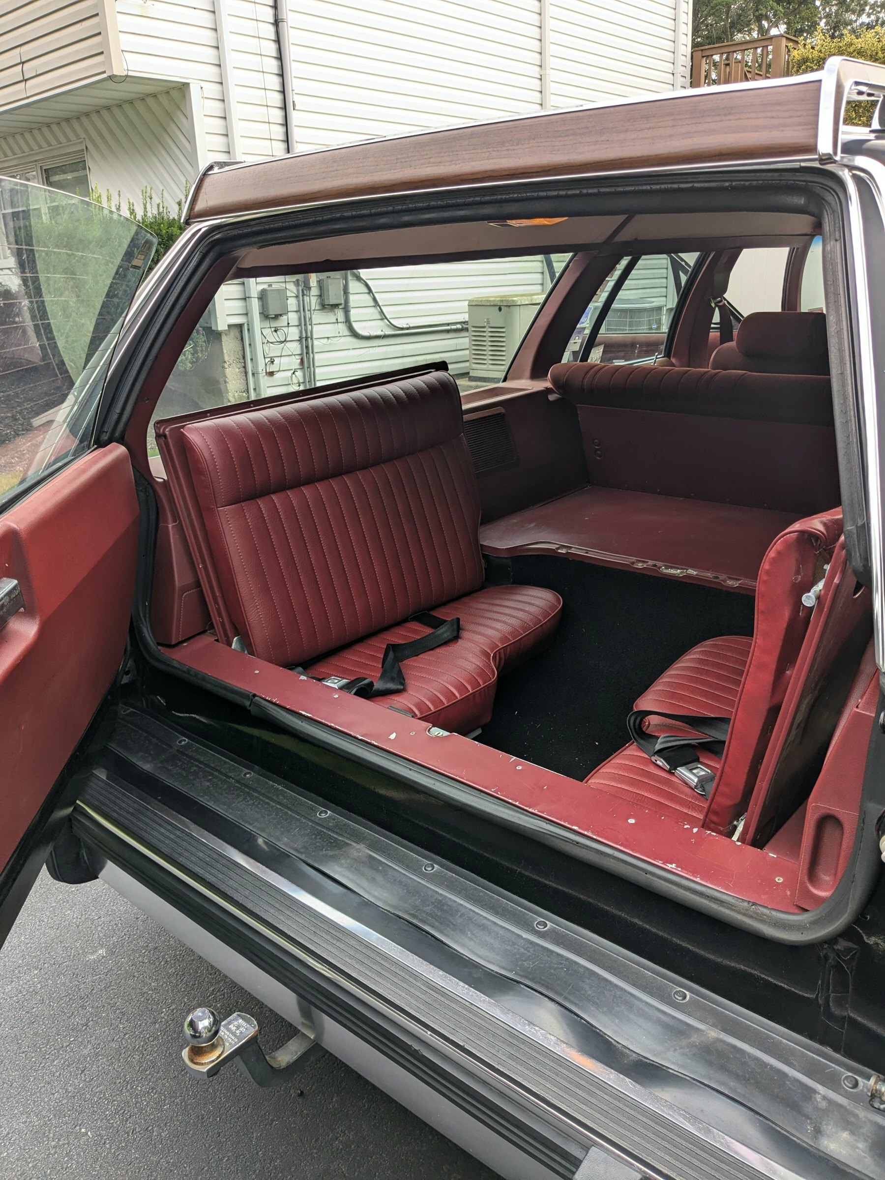 Ever Wonder What A Perfectly Preserved ‘80s Family Car Looks Like ...