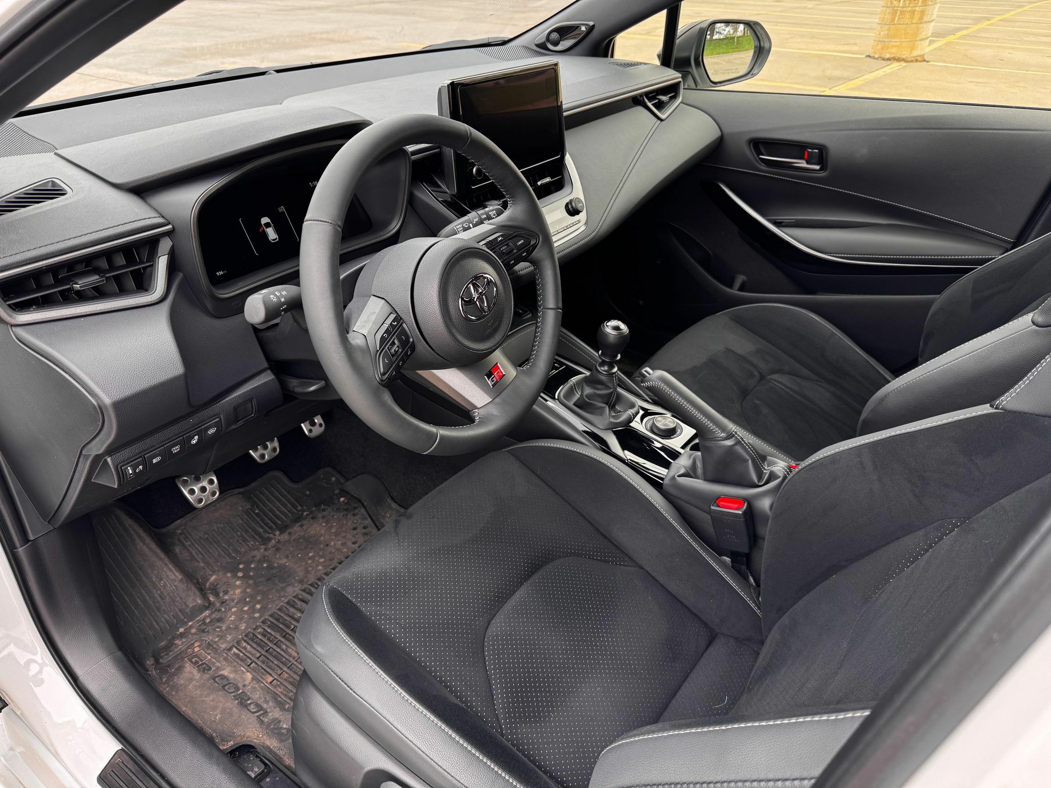 2025 Toyota GR Corolla Auction - 17
