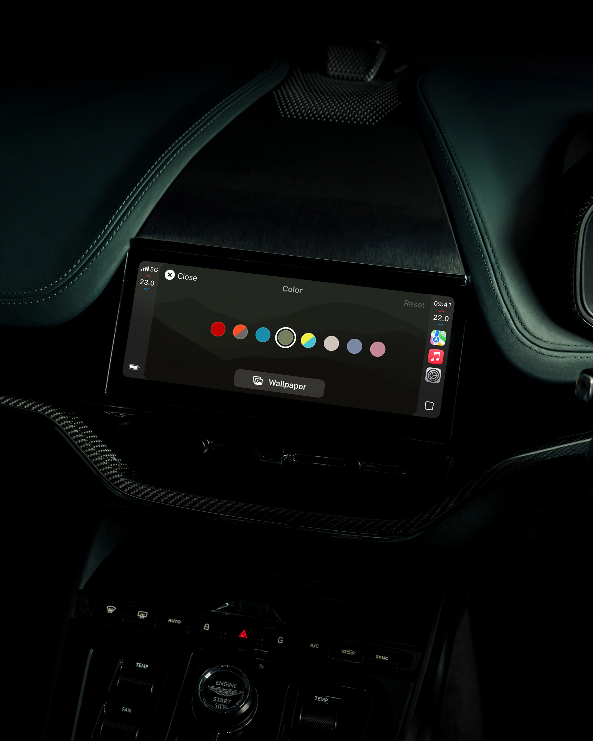Apple CarPlay Ultra Aston Martin 00014