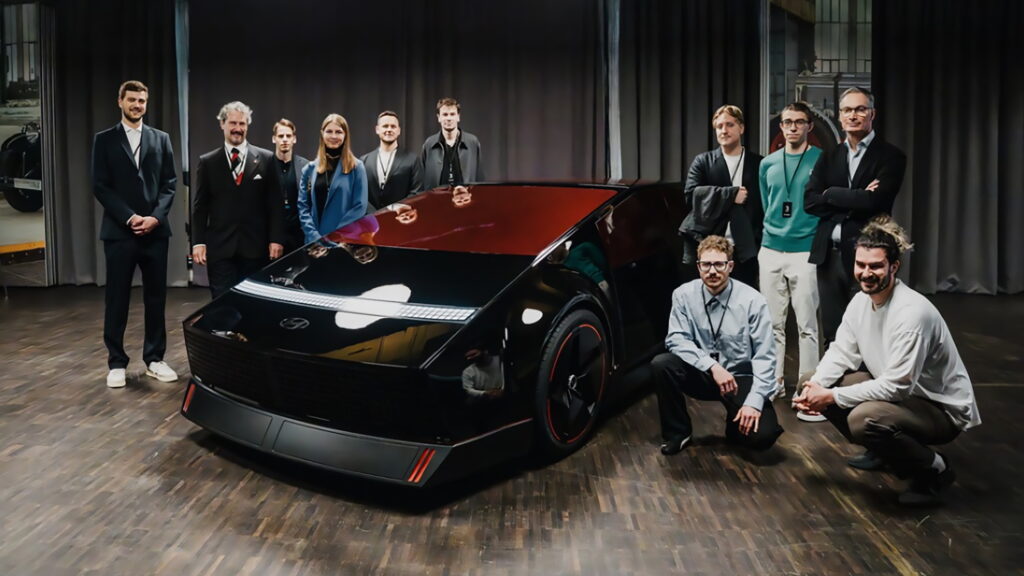  It Looks Like A Honda But It&rsquo;s Actually A Hyundai