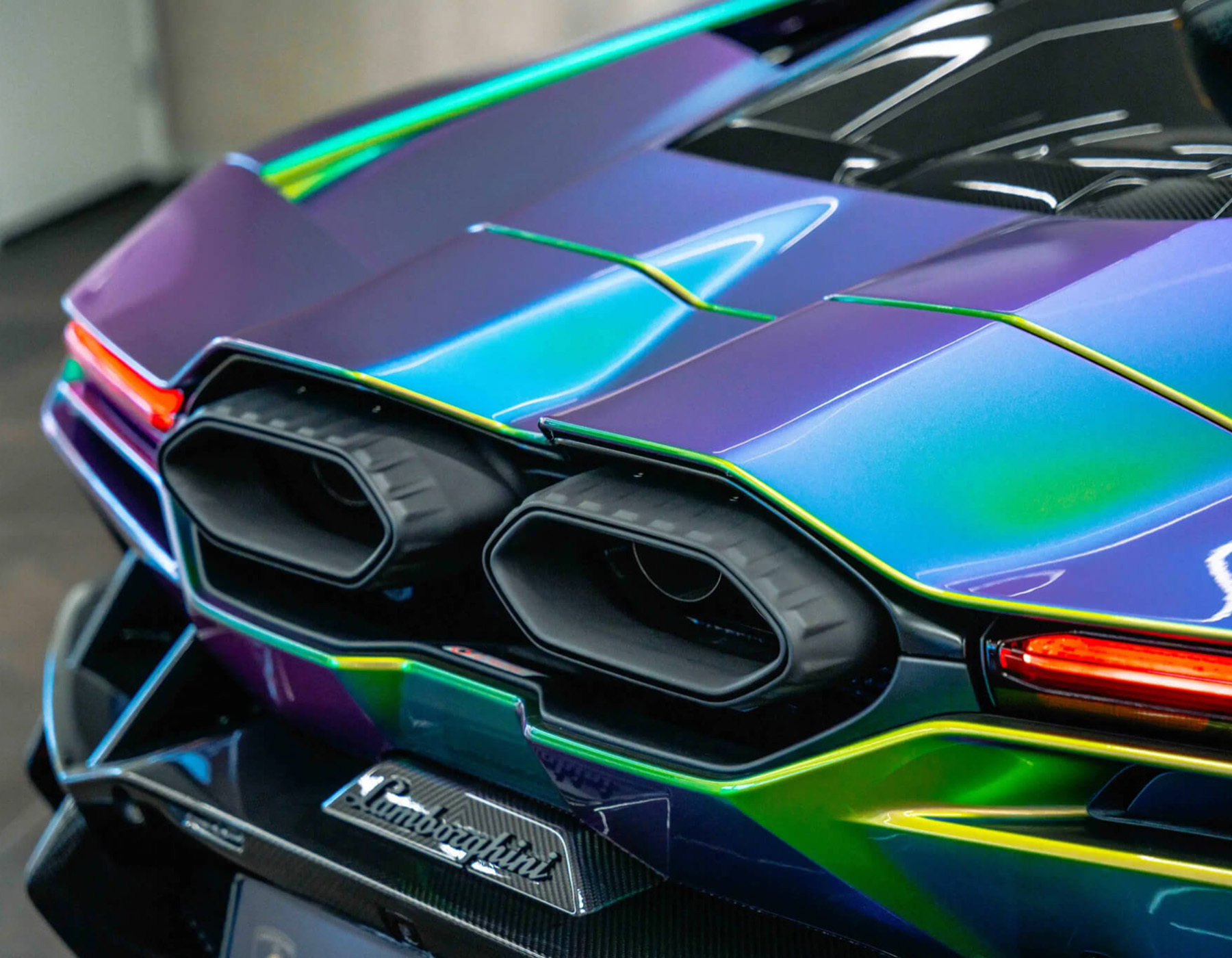 This Just Might Be Lamborghini’s Craziest Color Yet | Carscoops