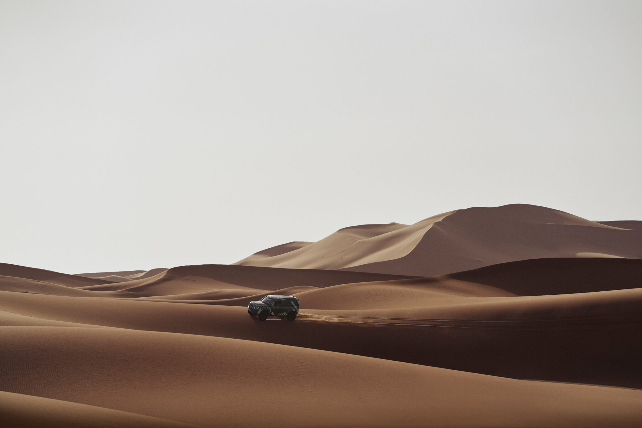 JLR Thinks This D7X-R Can Win Dakar With A 14x Champ | Carscoops
