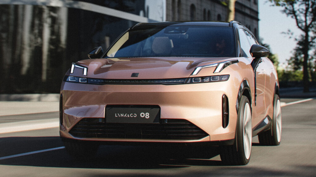  PHEVs Are Stepping Stone To EVs, Makers Strive For Cost-Range Balance