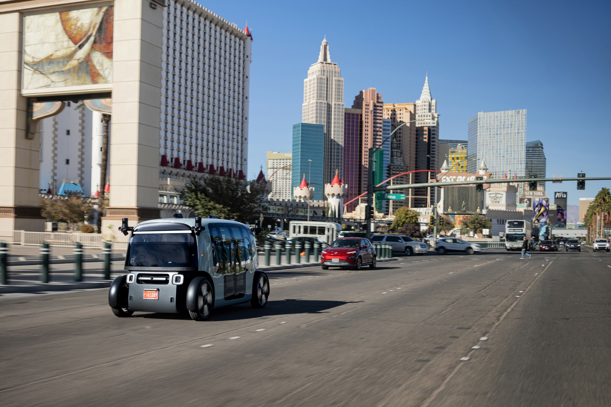 Zoox Robotaxi 529 3