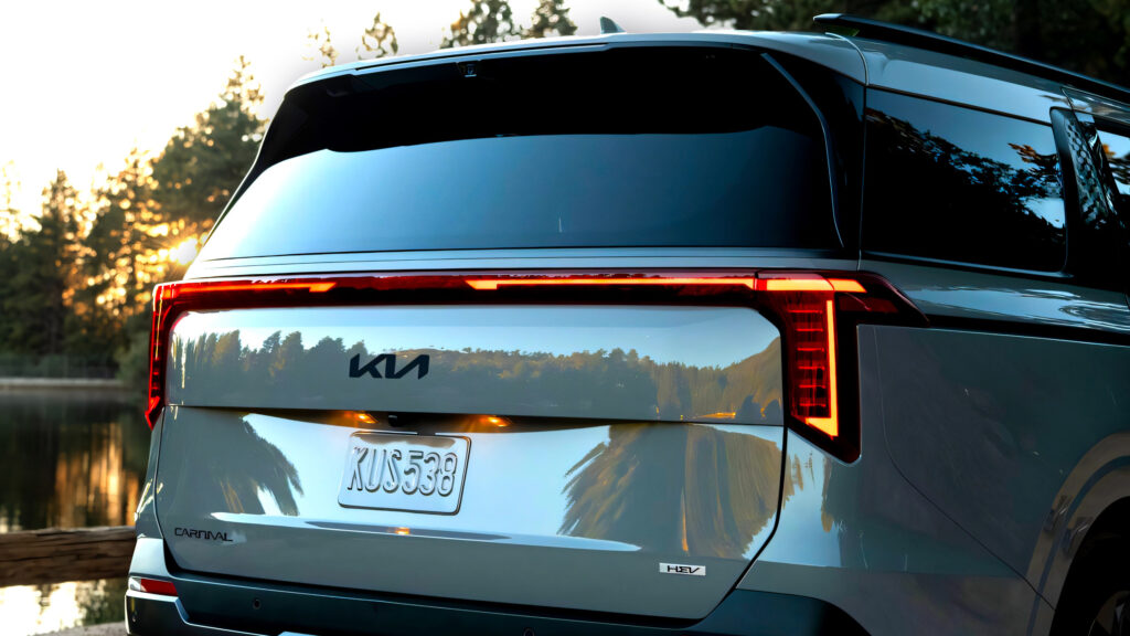 Kia’s Family Hauler Dodges Tariff Tax, For Now