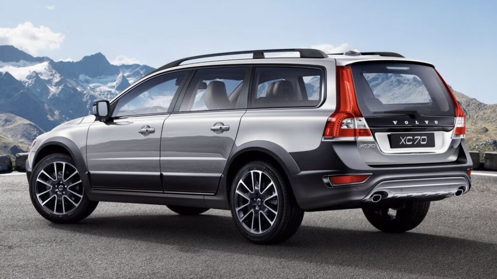  Volvo XC70 Returns But Not How You Remember It