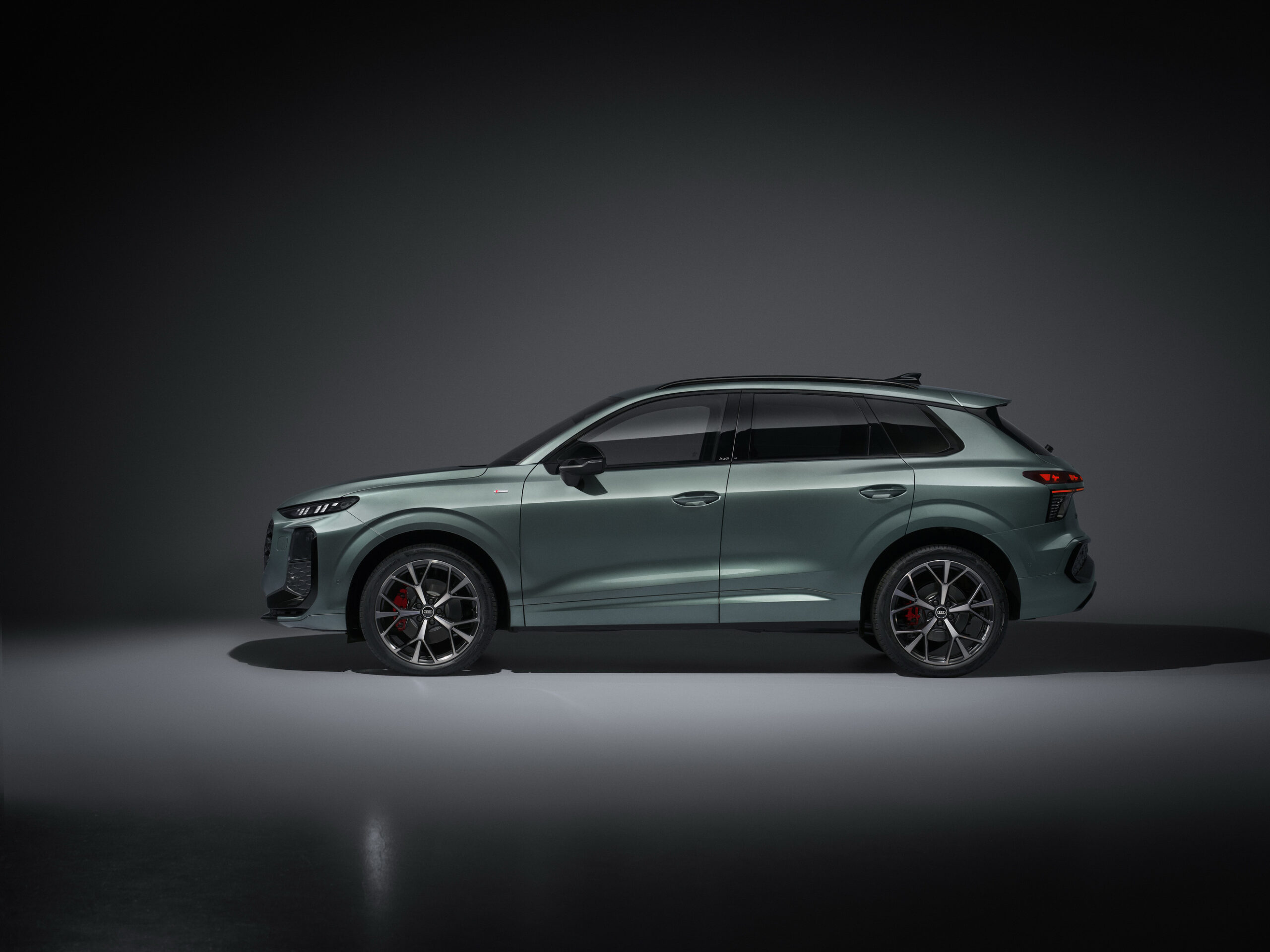 We Asked For More Buttons, So Audi’s Q3 Took Away The Stalks