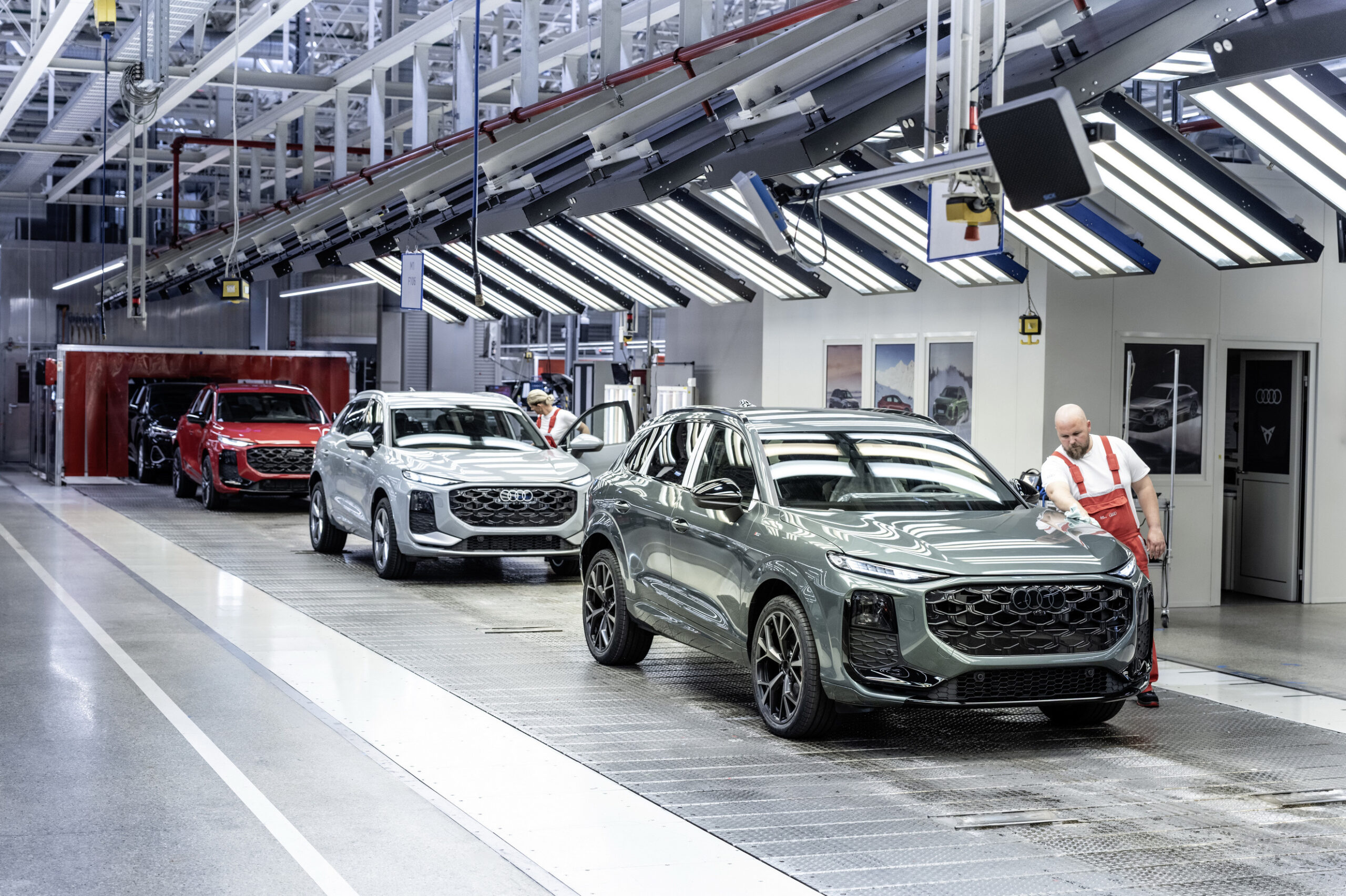 We Asked For More Buttons, So Audi’s Q3 Took Away The Stalks