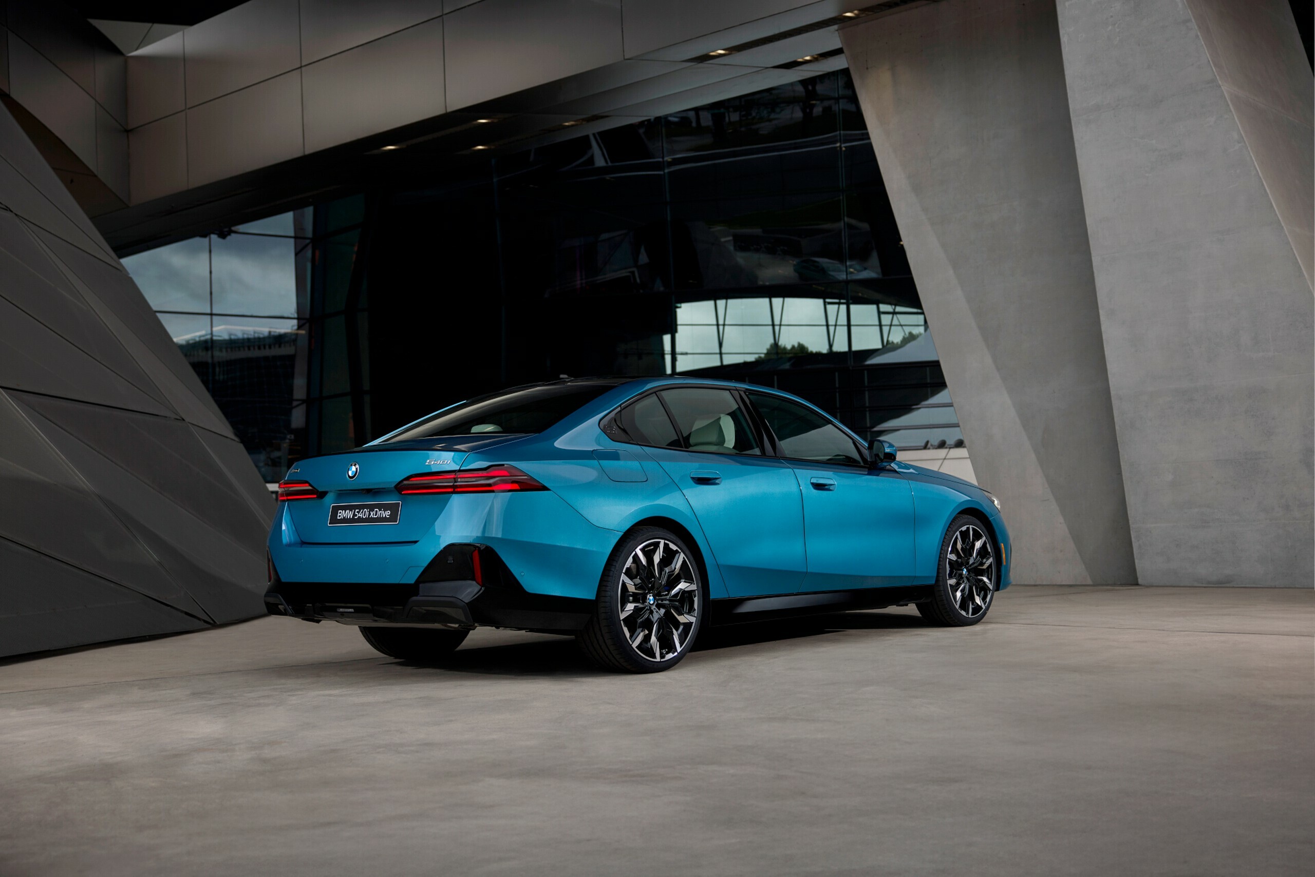 BMW Unleashes A Pure Six Cylinder Special Just For Canada, But You Better Hurry Up