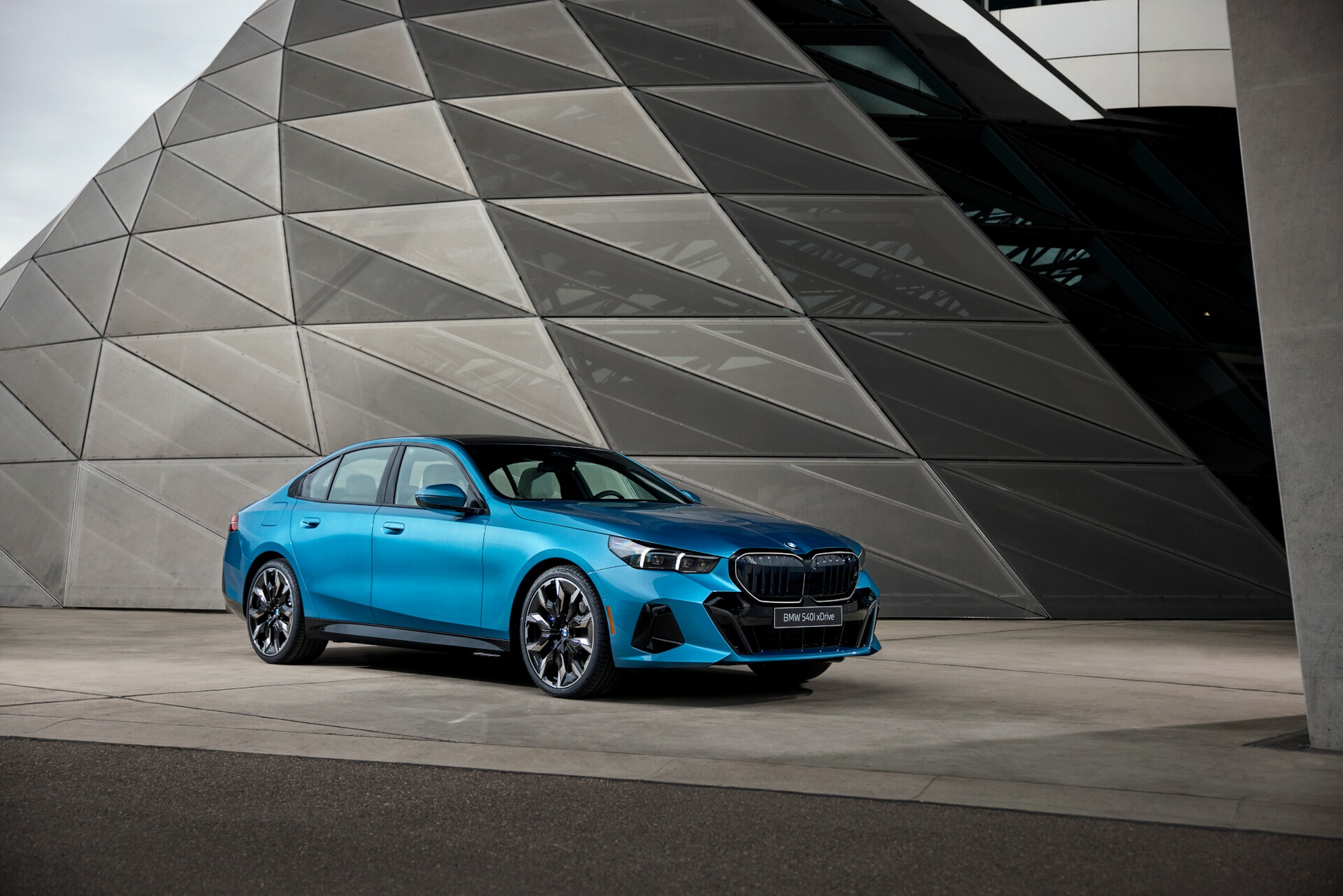 BMW Unleashes A Pure Six Cylinder Special Just For Canada, But You Better Hurry Up