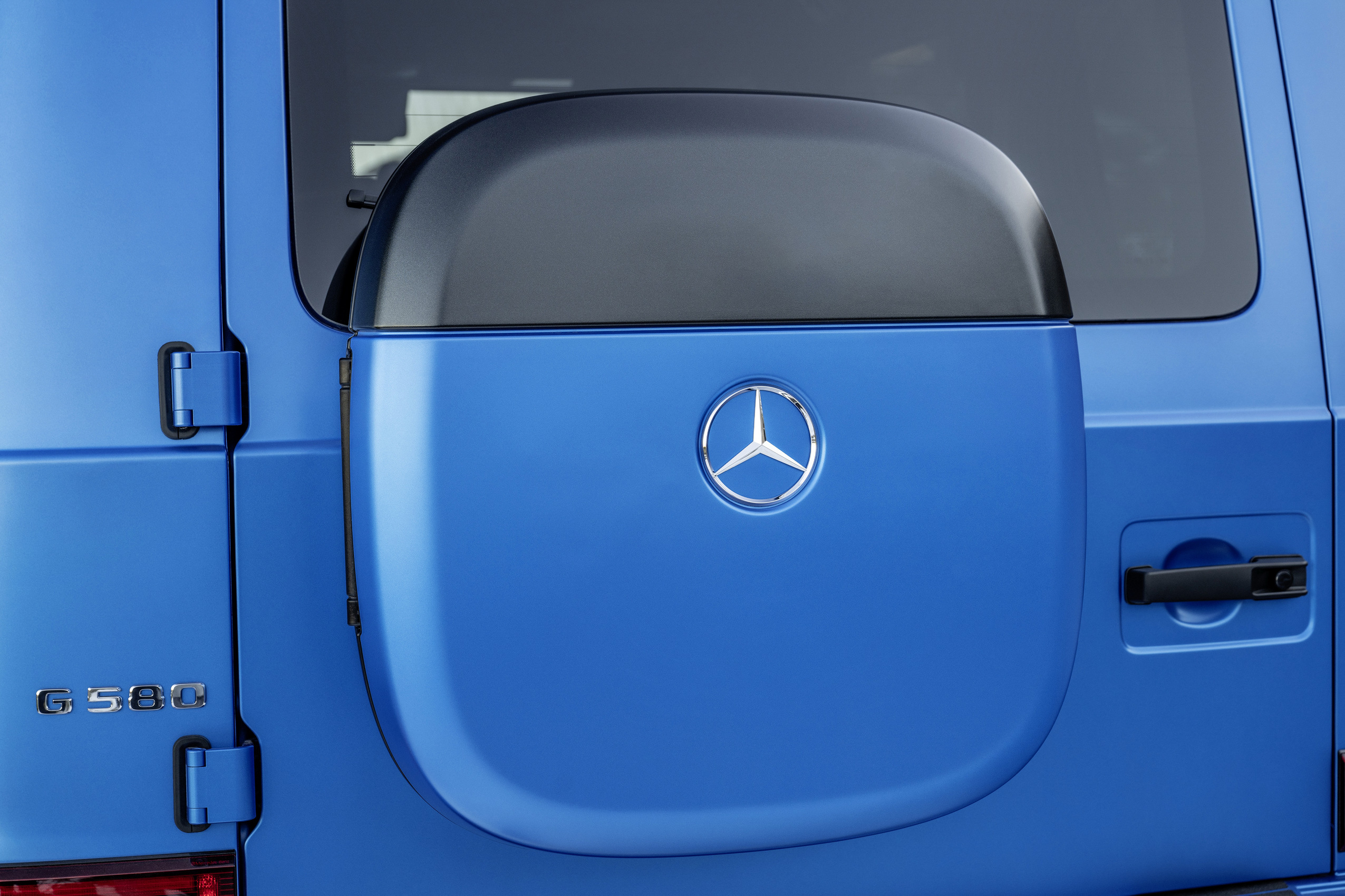 Mercedes G580 EQ 000005