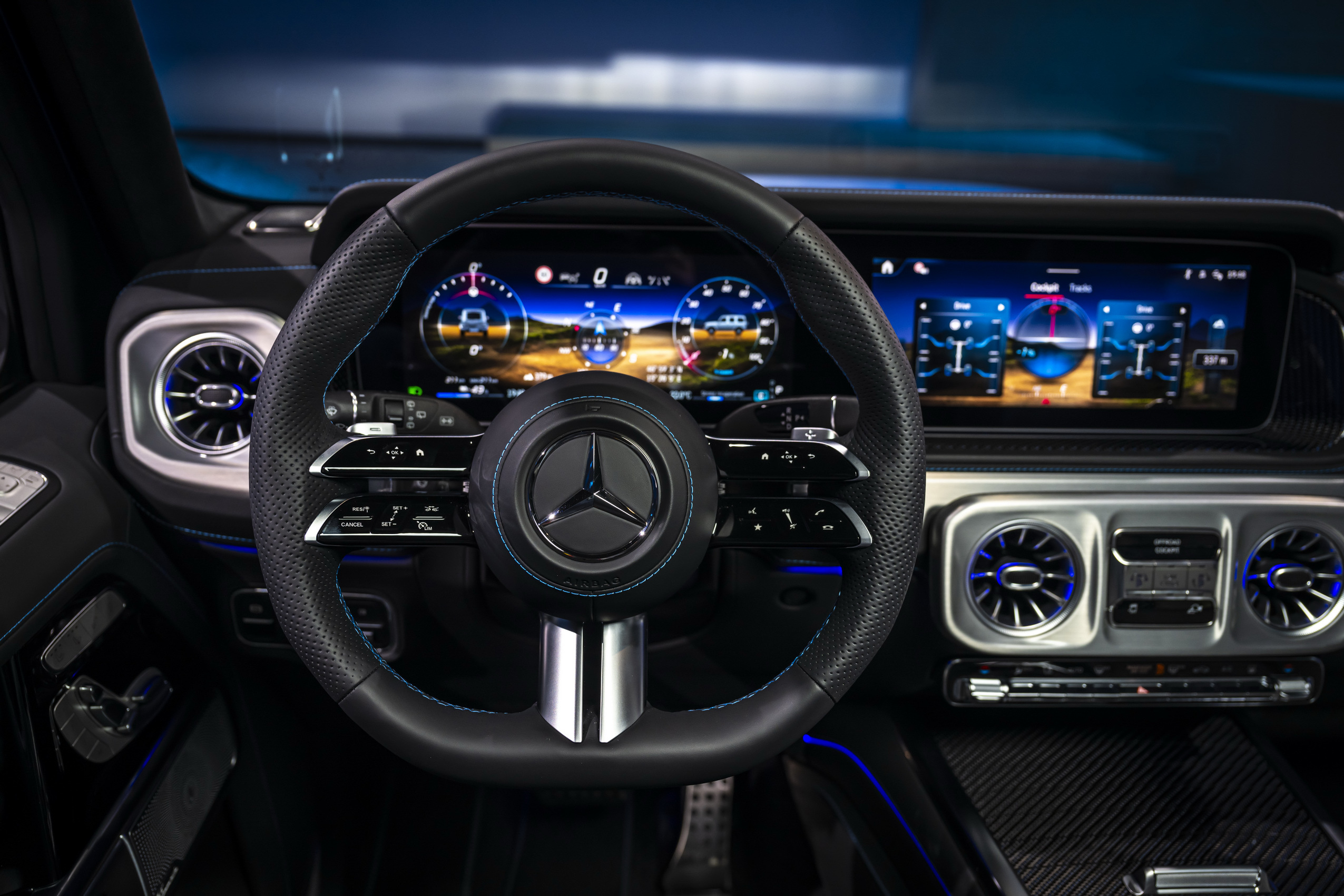 Mercedes G580 EQ 000021