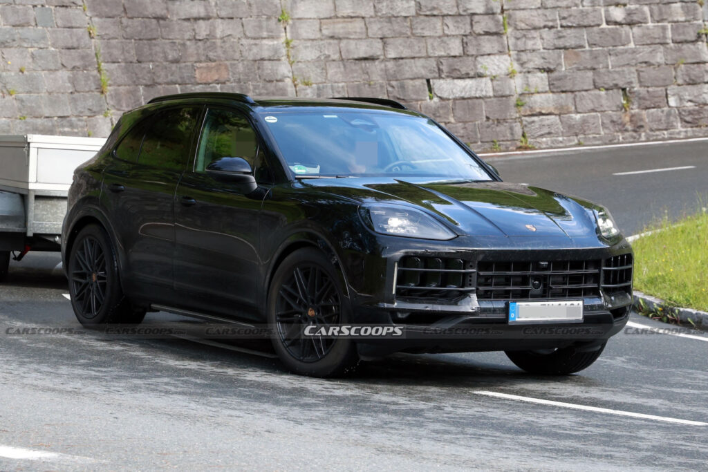  Porsche&rsquo;s New Cayenne Thinks It&rsquo;s A 911 GTS